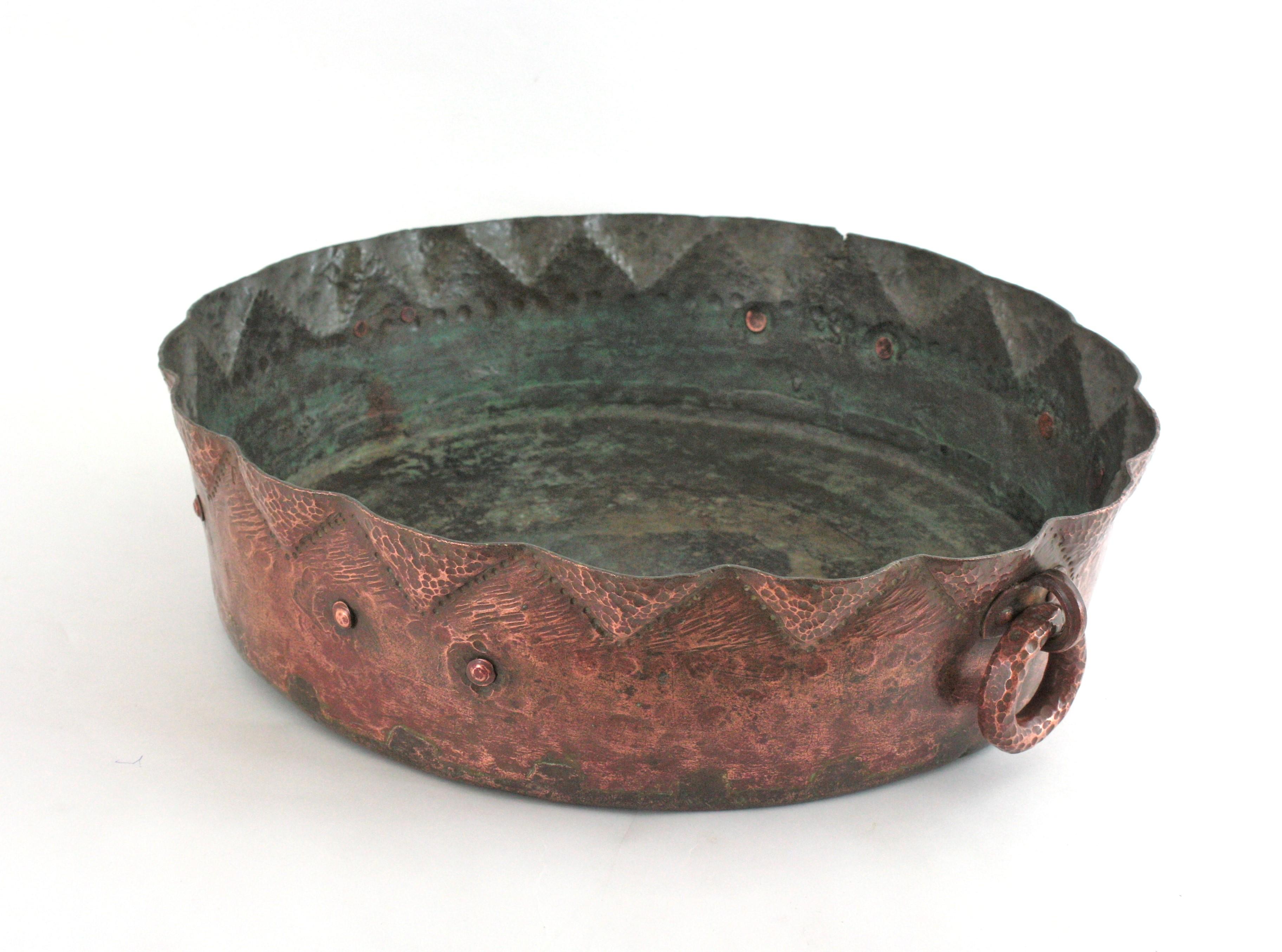 Massive Spanish Copper Cauldron / Wine Cooler / Drinks Stand For Sale 8