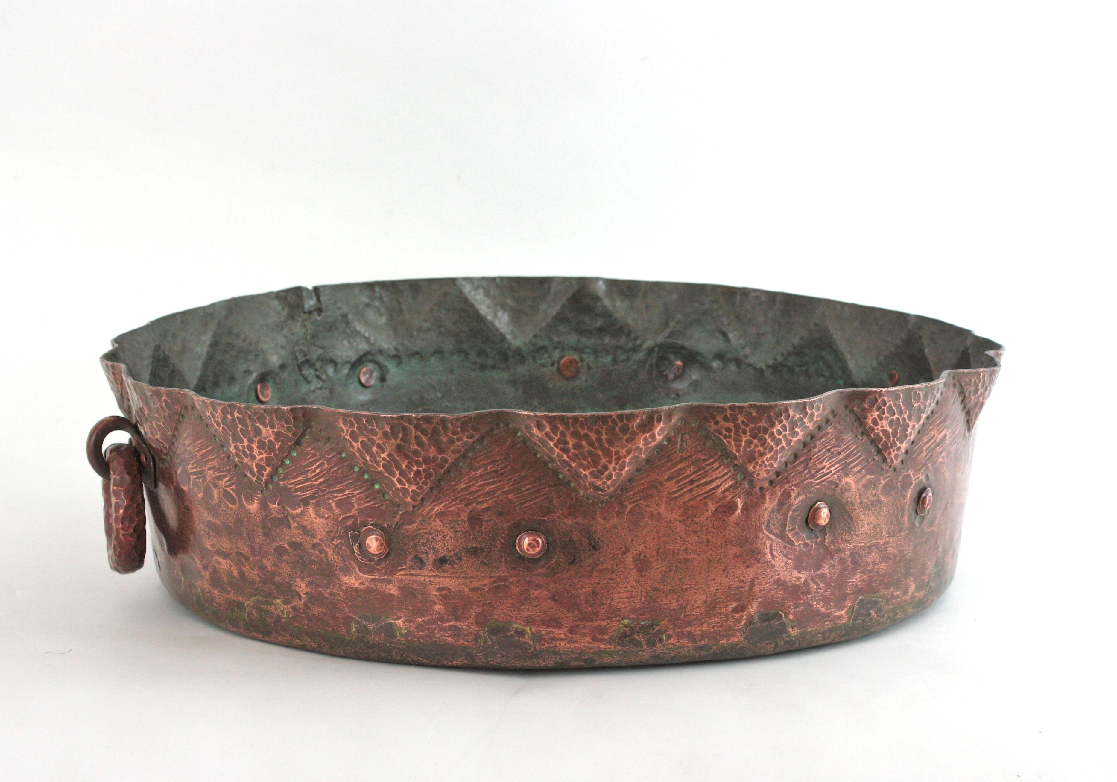 Massive Spanish Copper Cauldron / Wine Cooler / Drinks Stand For Sale 9