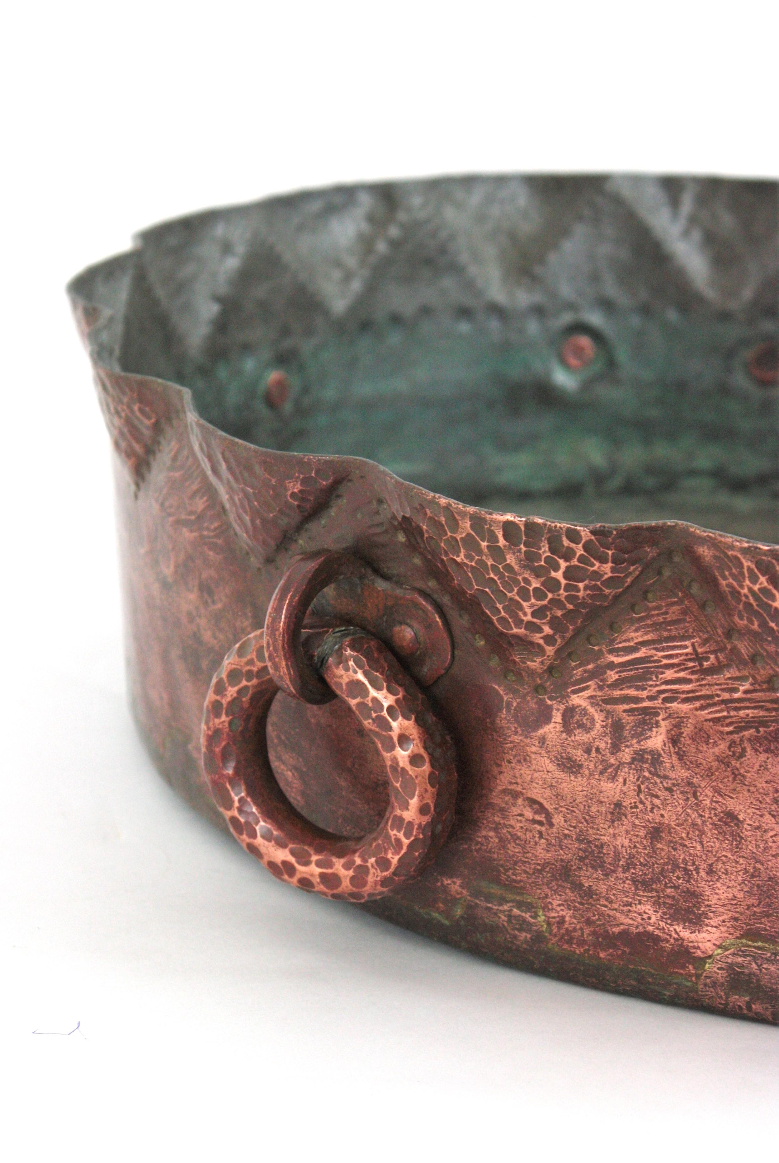 Massive Spanish Copper Cauldron / Wine Cooler / Drinks Stand For Sale 3