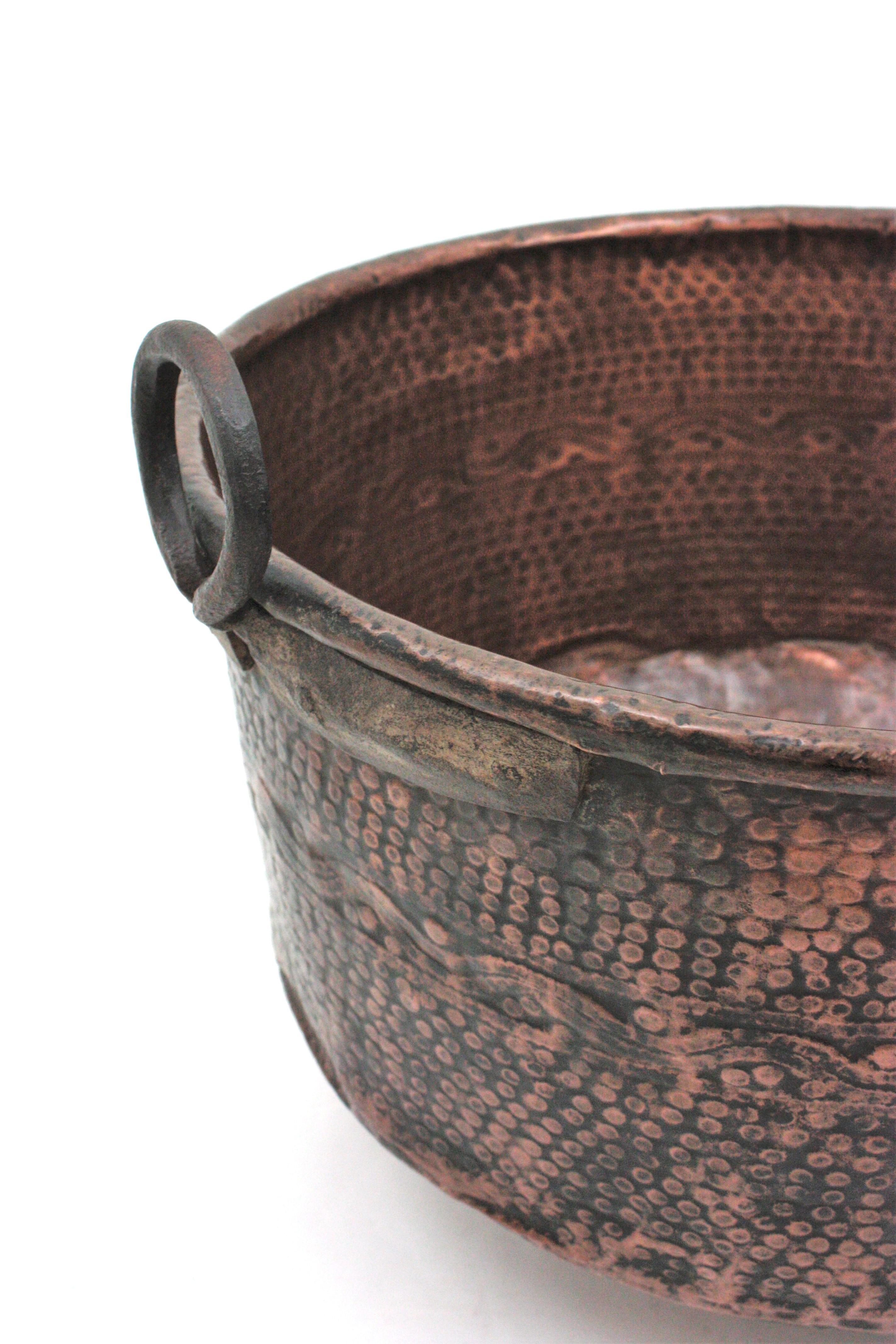 Massive Spanish Copper Cauldron with Iron Handles For Sale 10
