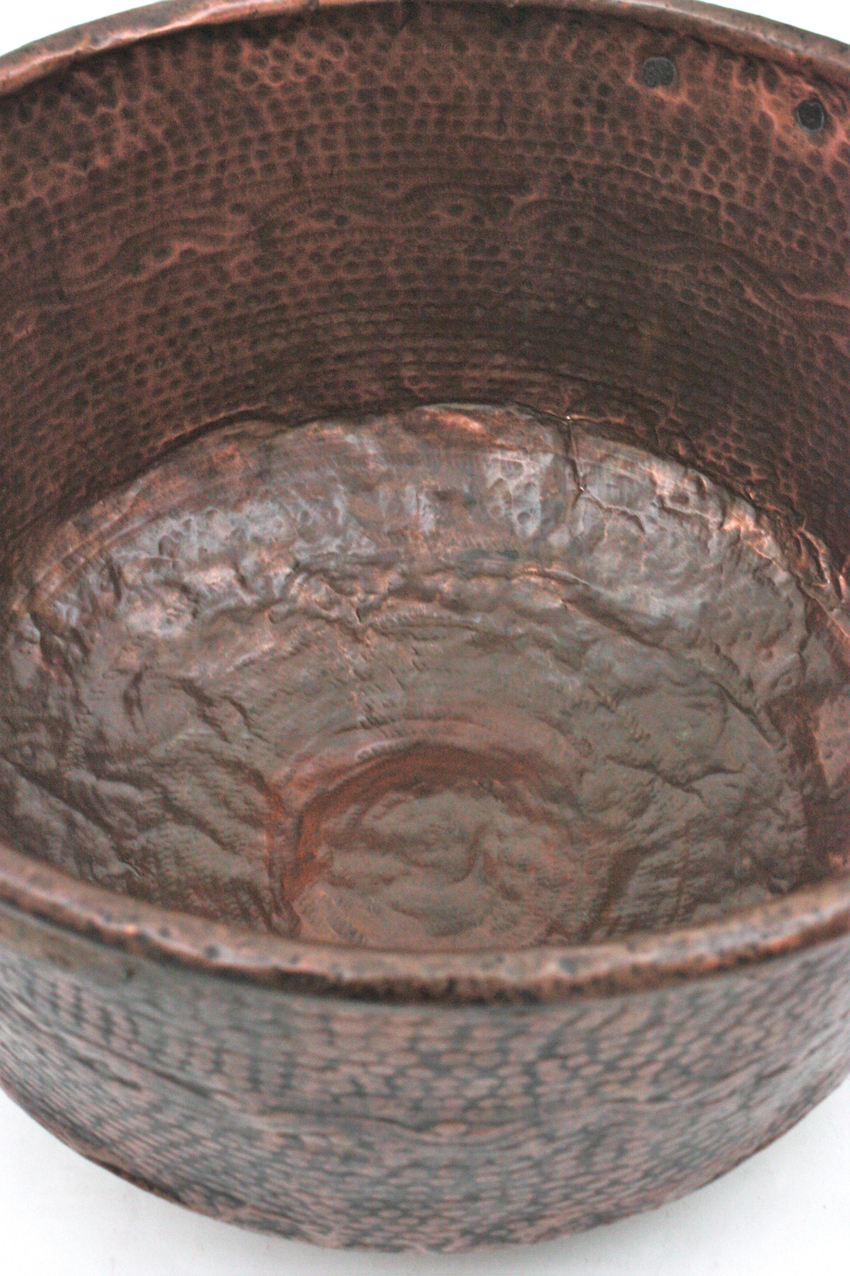Massive Spanish Copper Cauldron with Iron Handles For Sale 11