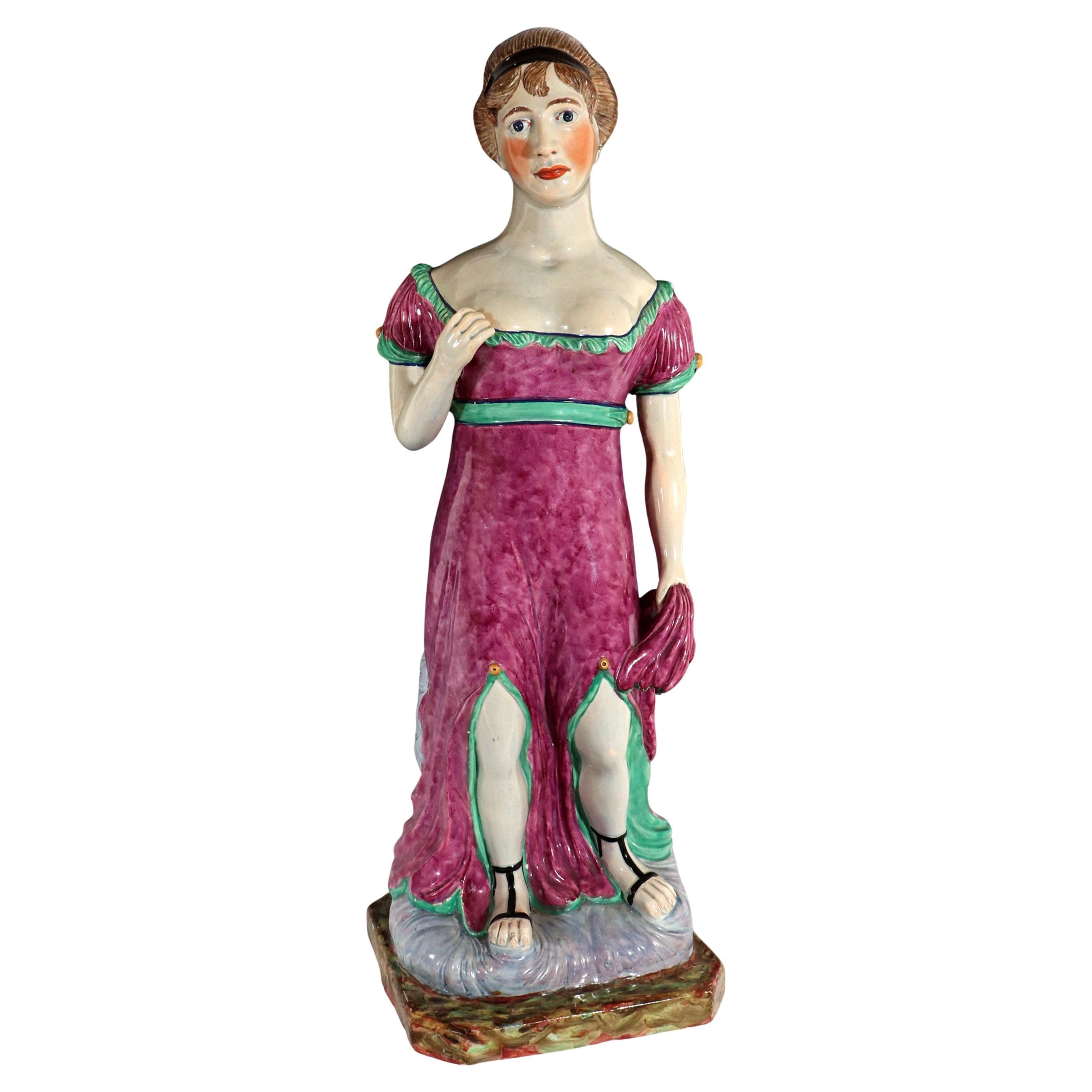 Massive figurine de céramique en céramique perlée du Staffordshire de Ceres ou Plenty, vers 1815