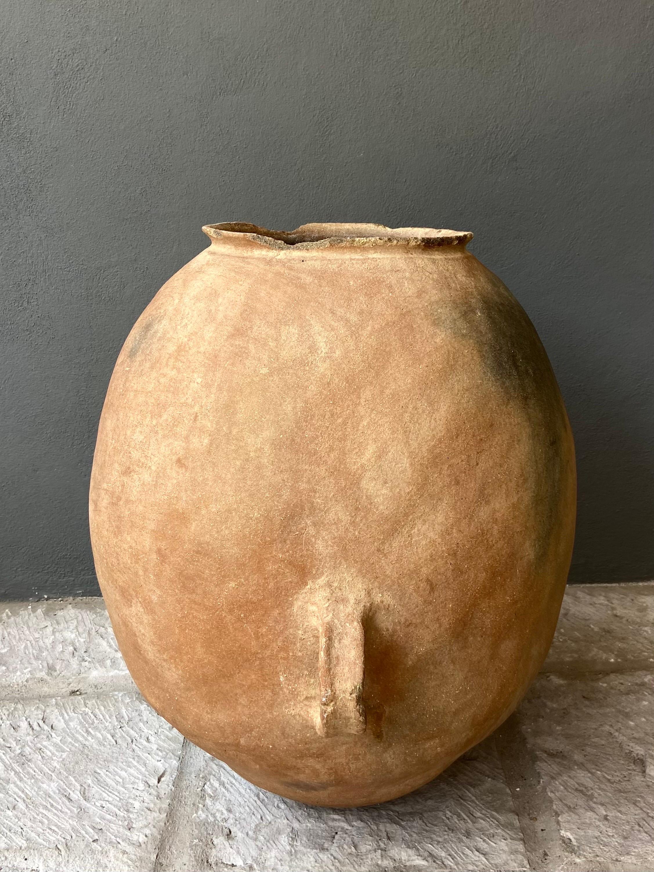 Massive Terracotta Water Jar From Mexico, Circa 1920´s 5