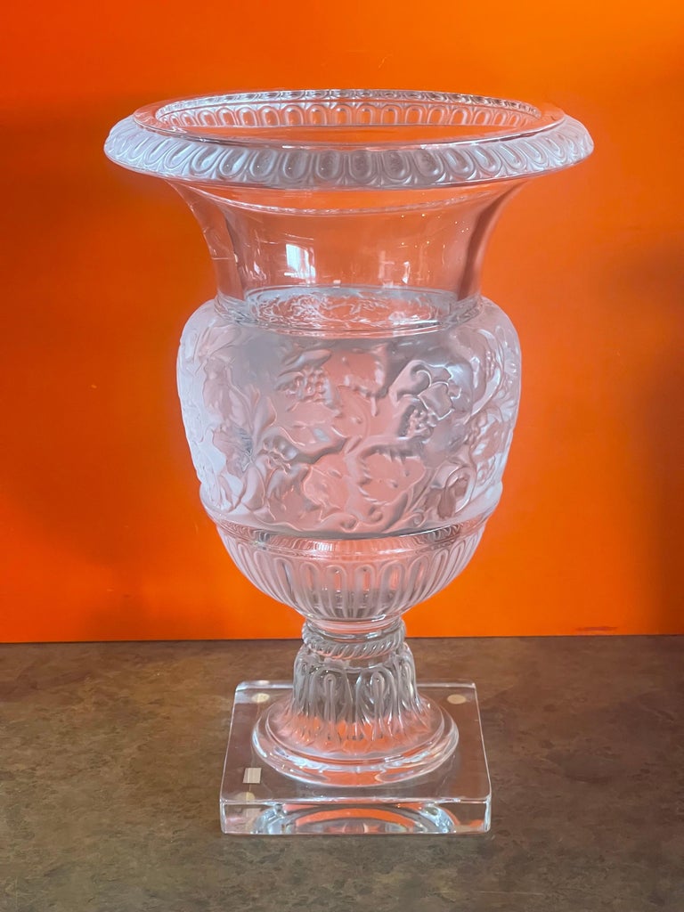Massive Versailles Vase / Urn by Lalique of France For Sale at 1stDibs