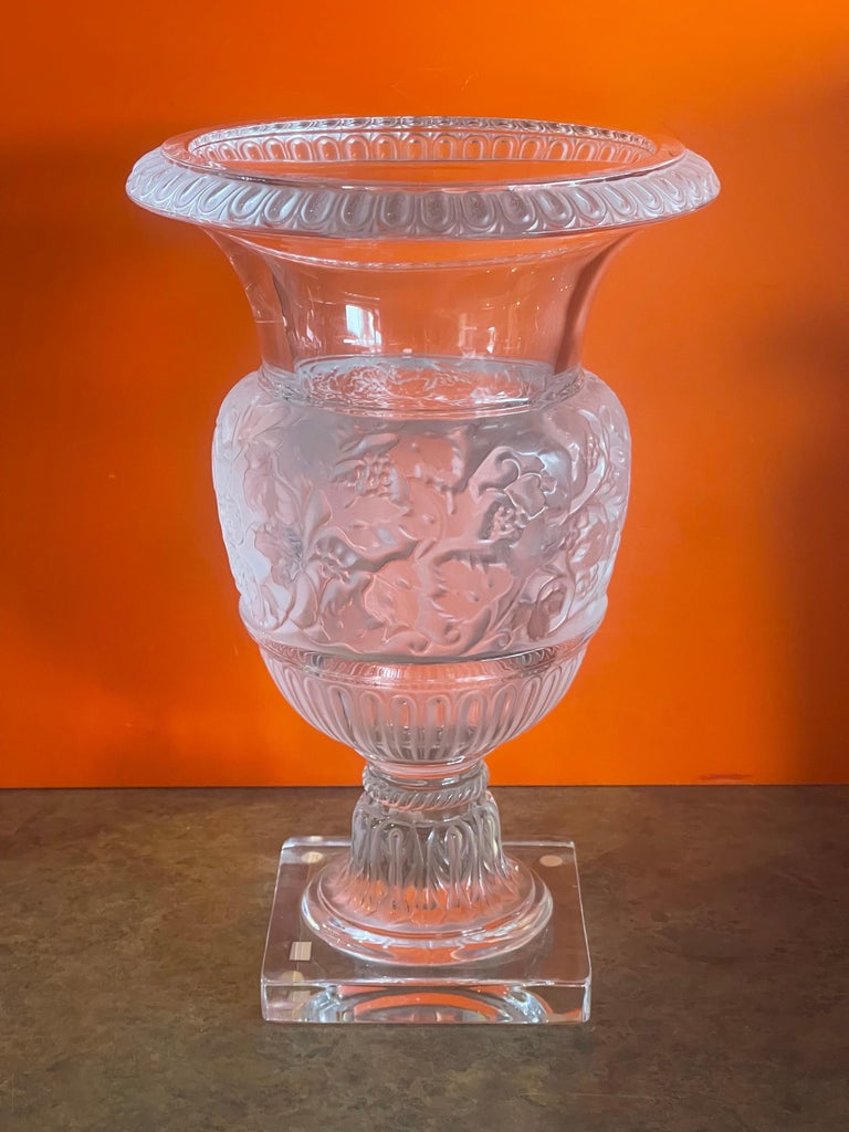 Massive Versailles Vase / Urn by Lalique of France For Sale at 1stDibs