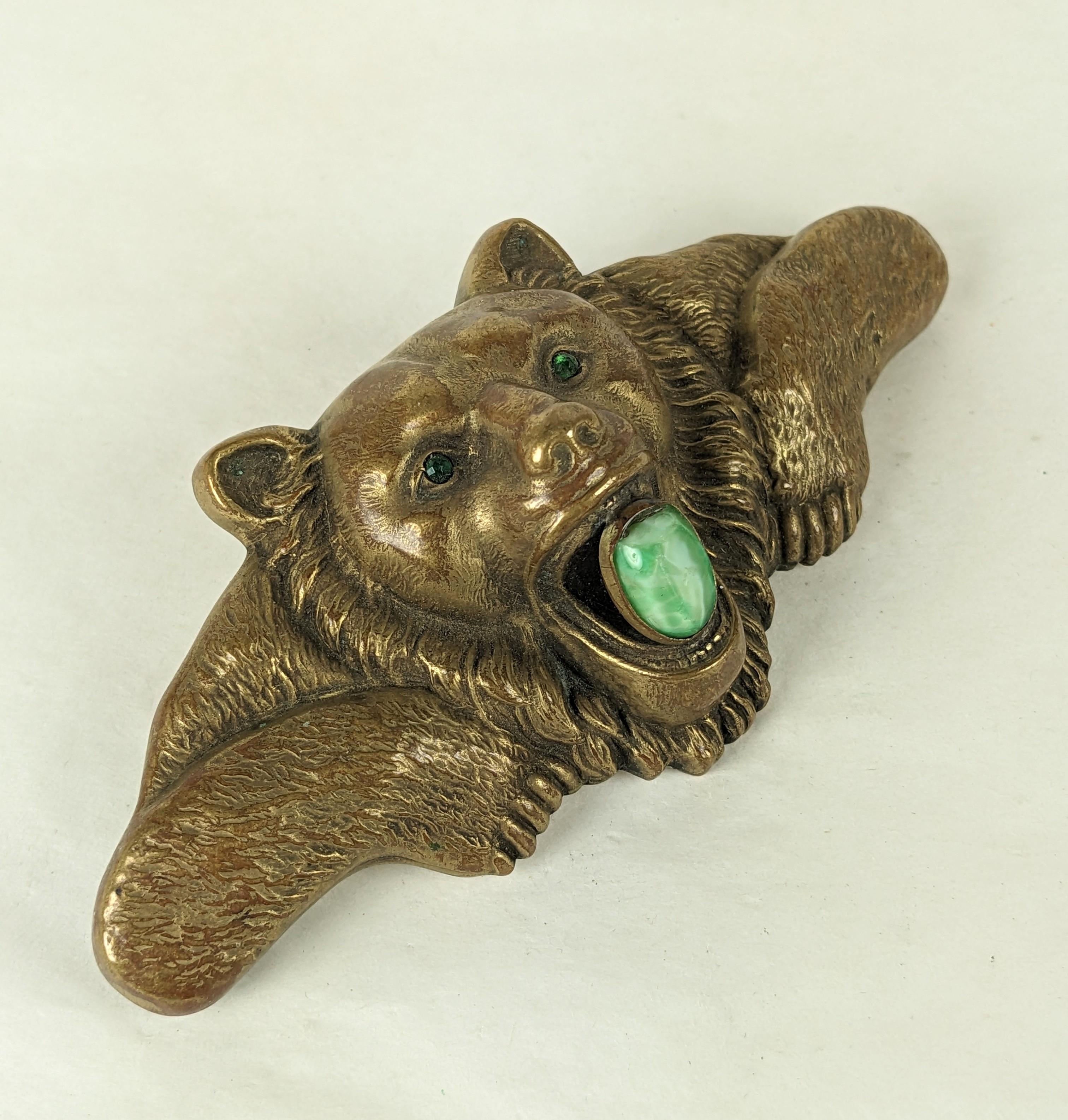 Massive Victorian Bear Cloak Clasp (fermoir de cape d'ours) Bon état - En vente à New York, NY