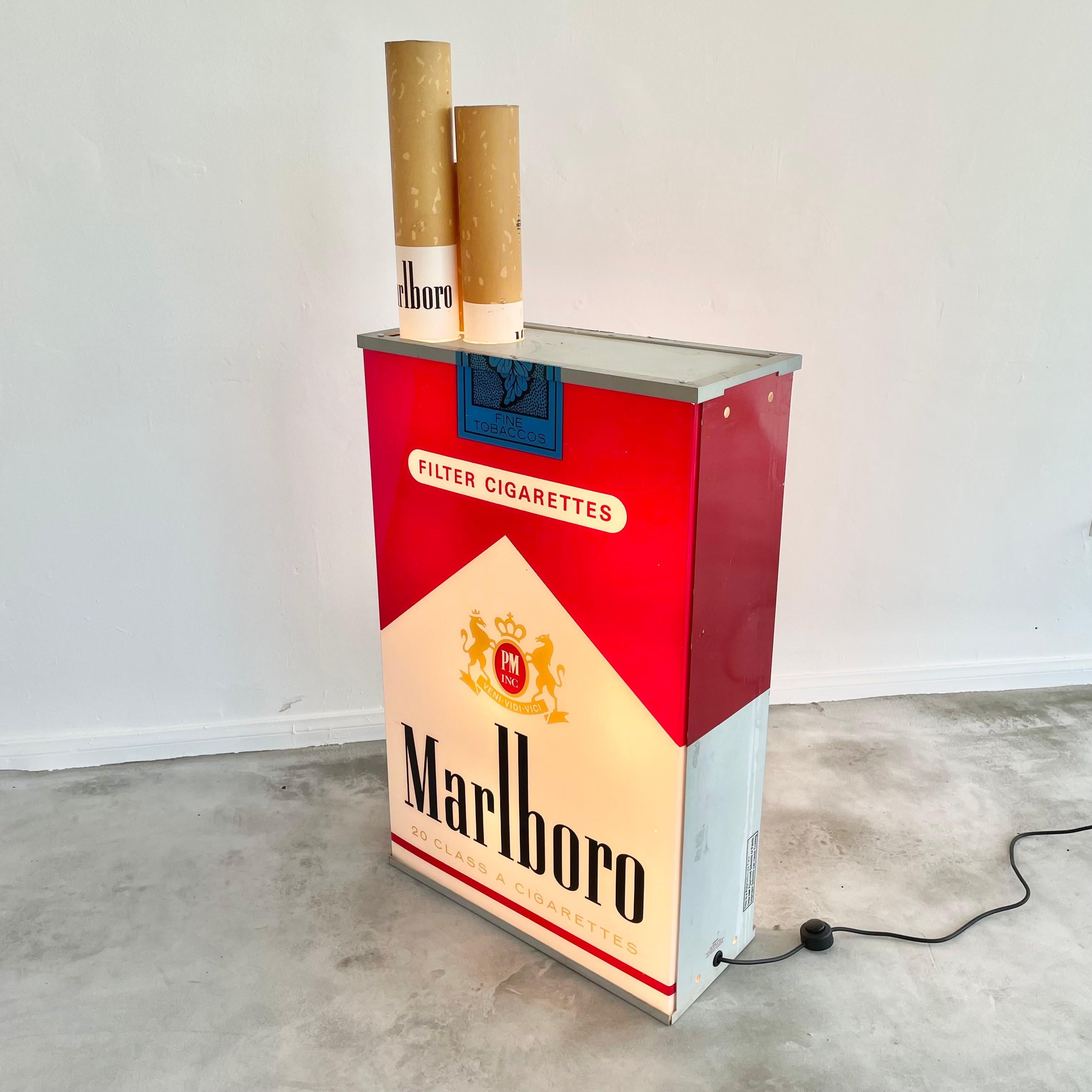 Massive Vintage Marlboro Light Up Cigarette Pack 2