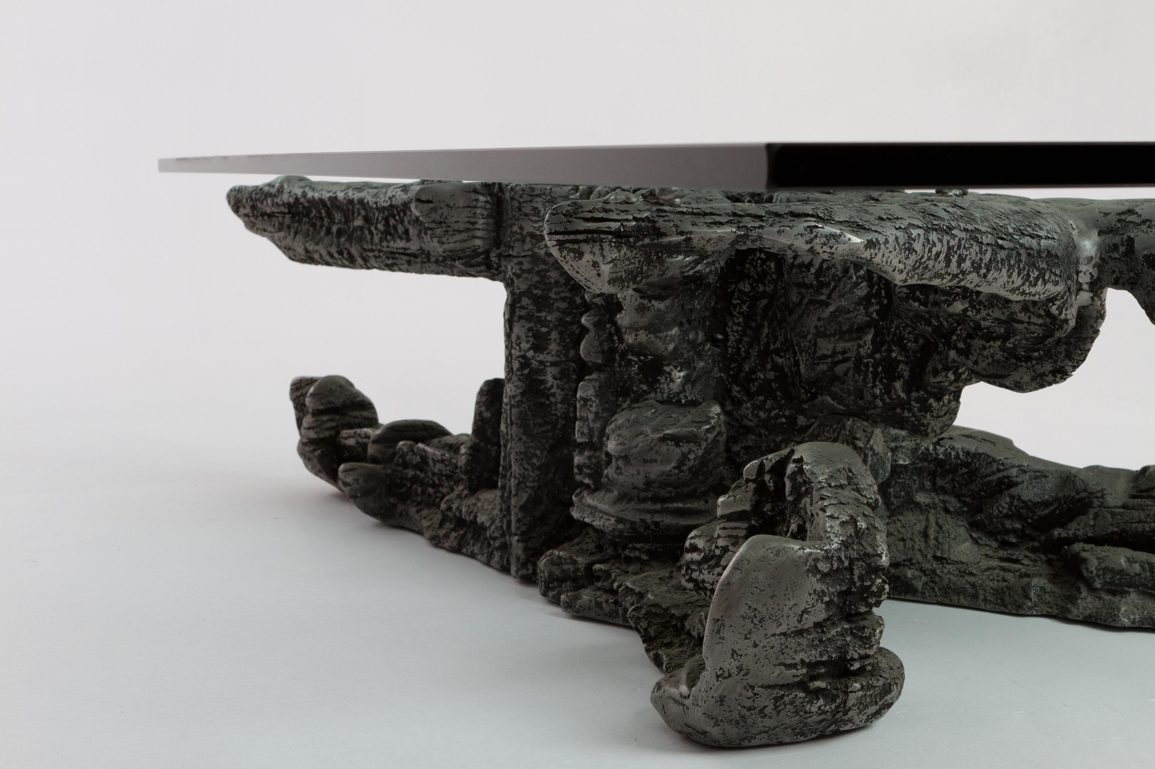 Aluminium Massive table basse vintage sculpturale en fonte d'aluminium - Style Jan De Swart en vente