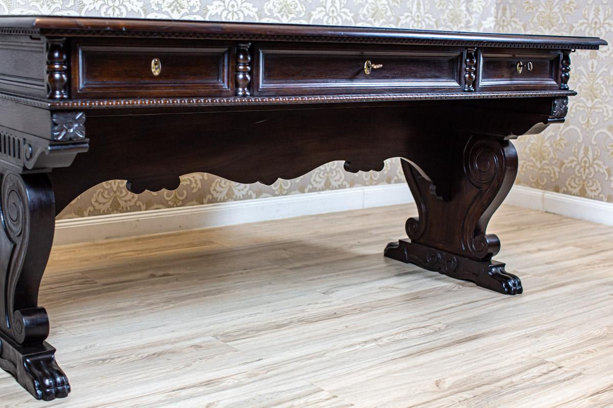 European Massive Walnut Center Table from the Early 20th Century in Dark Brown For Sale
