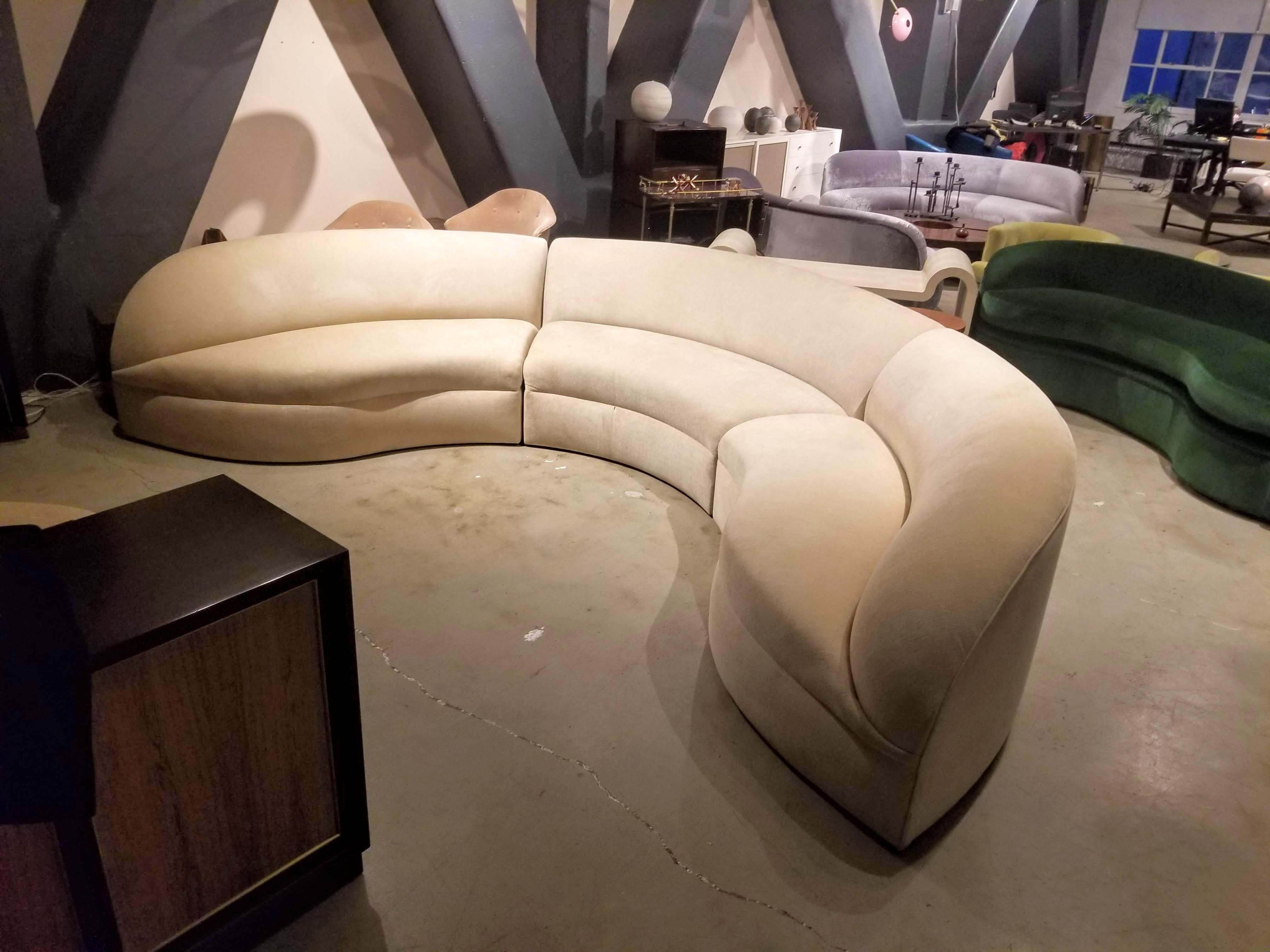 Late 20th Century Massive Weiman Preview Sectional Serpentine Curved Sofa