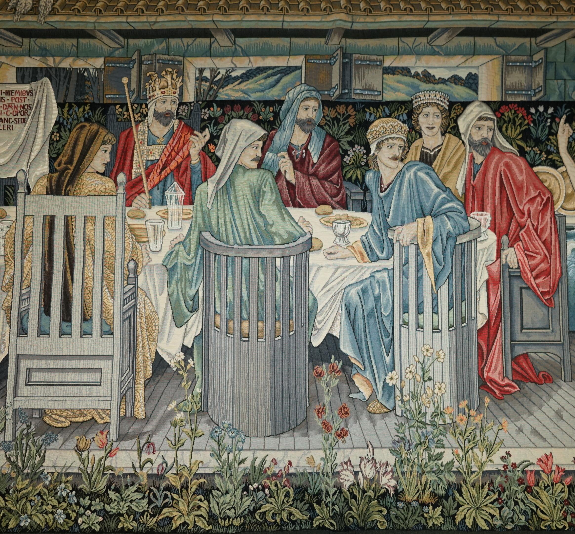 MASSiVE WILLIAM MORRIS GRAIL TAPESTRY SUMMONED TO THE QUEST BY A STRANGE DAMSEL In Good Condition In West Sussex, Pulborough