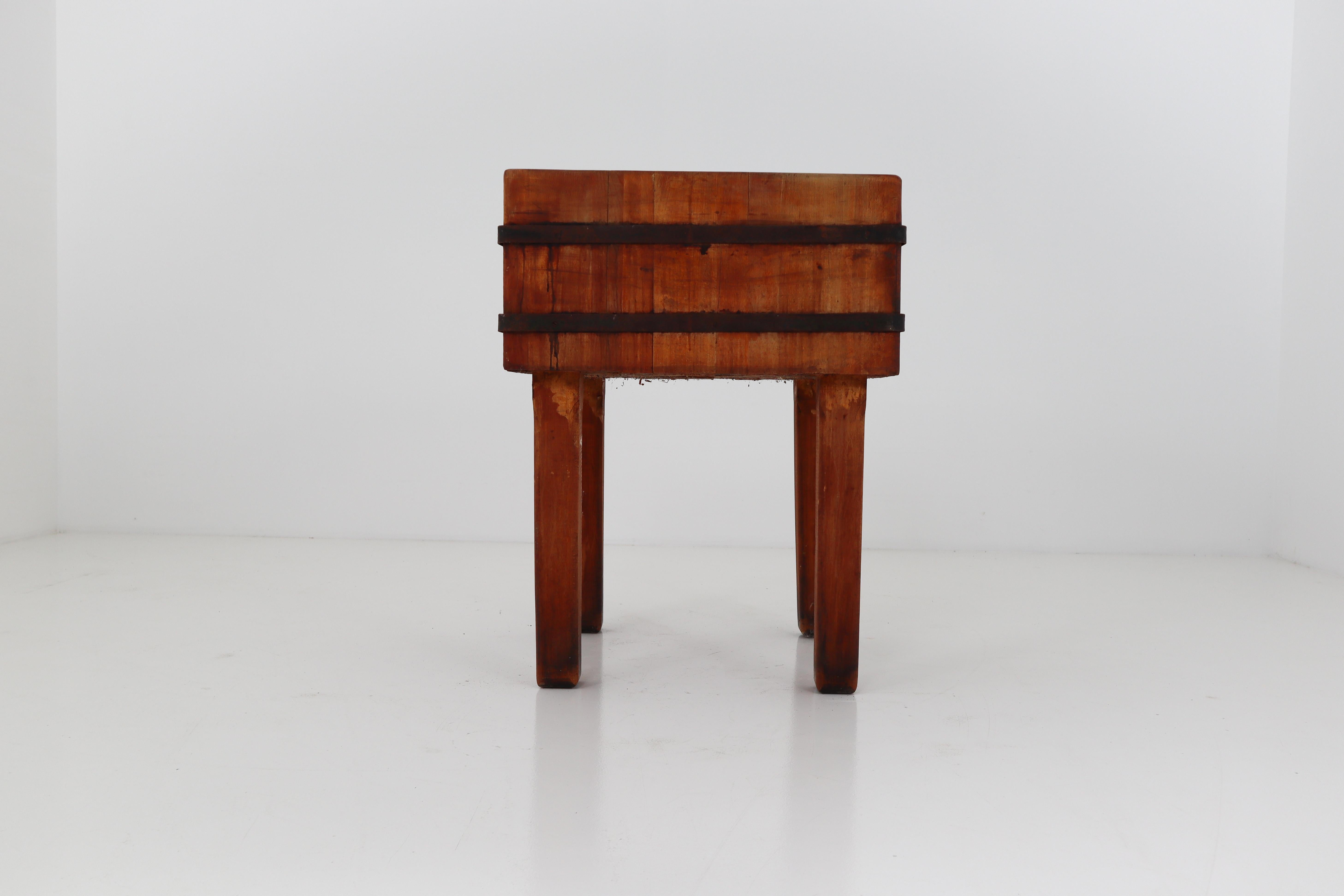 Austrian Massive Wood Butcher Block Table, Vienna, 1930s