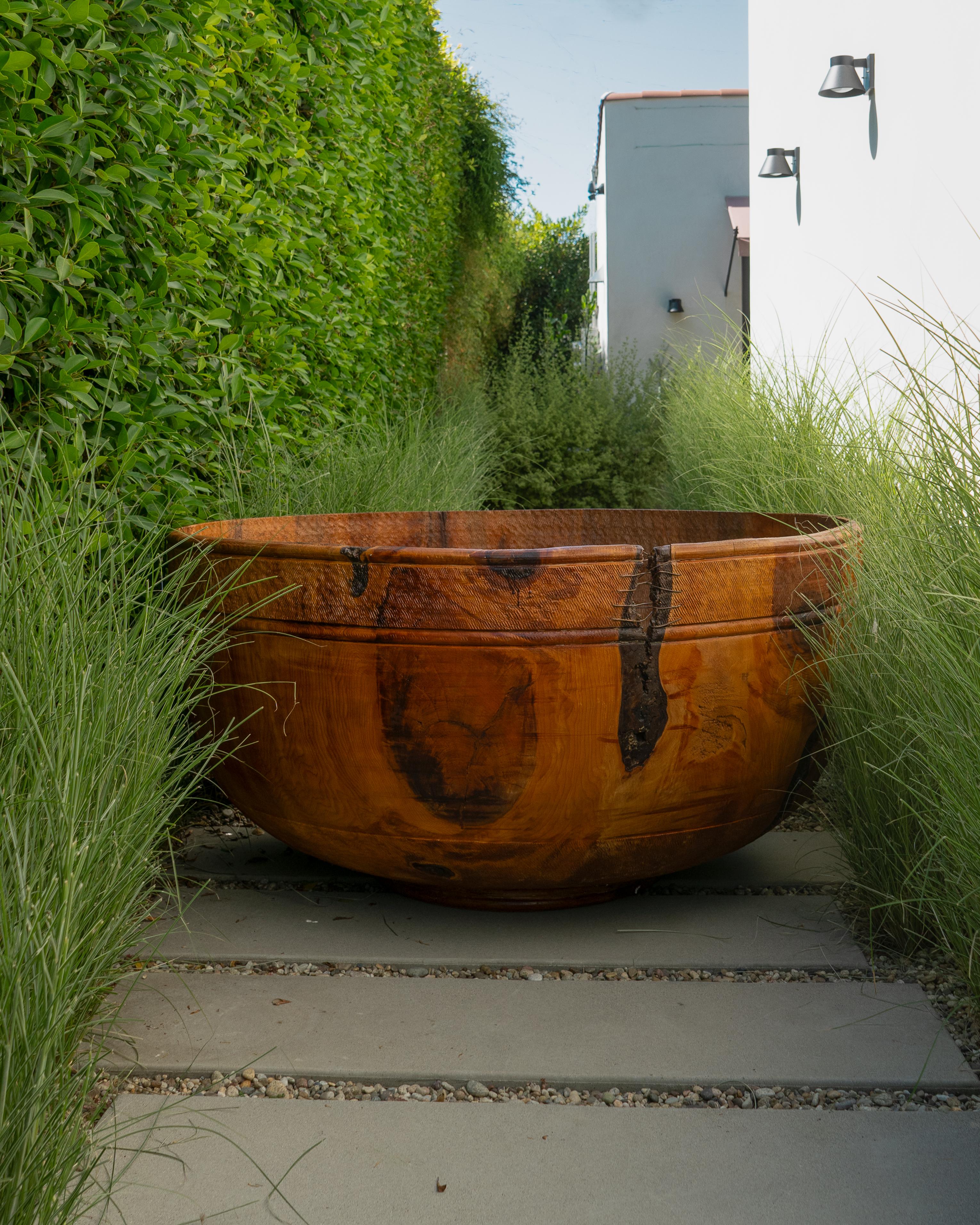 A monumental artisanally handmade turned wood bowl 
Turned from one single tree! 
One of a kind! 

An incredible sculptural masterpiece for any home or garden 

Dimensions
33 x 65.5 x 65.5 in
