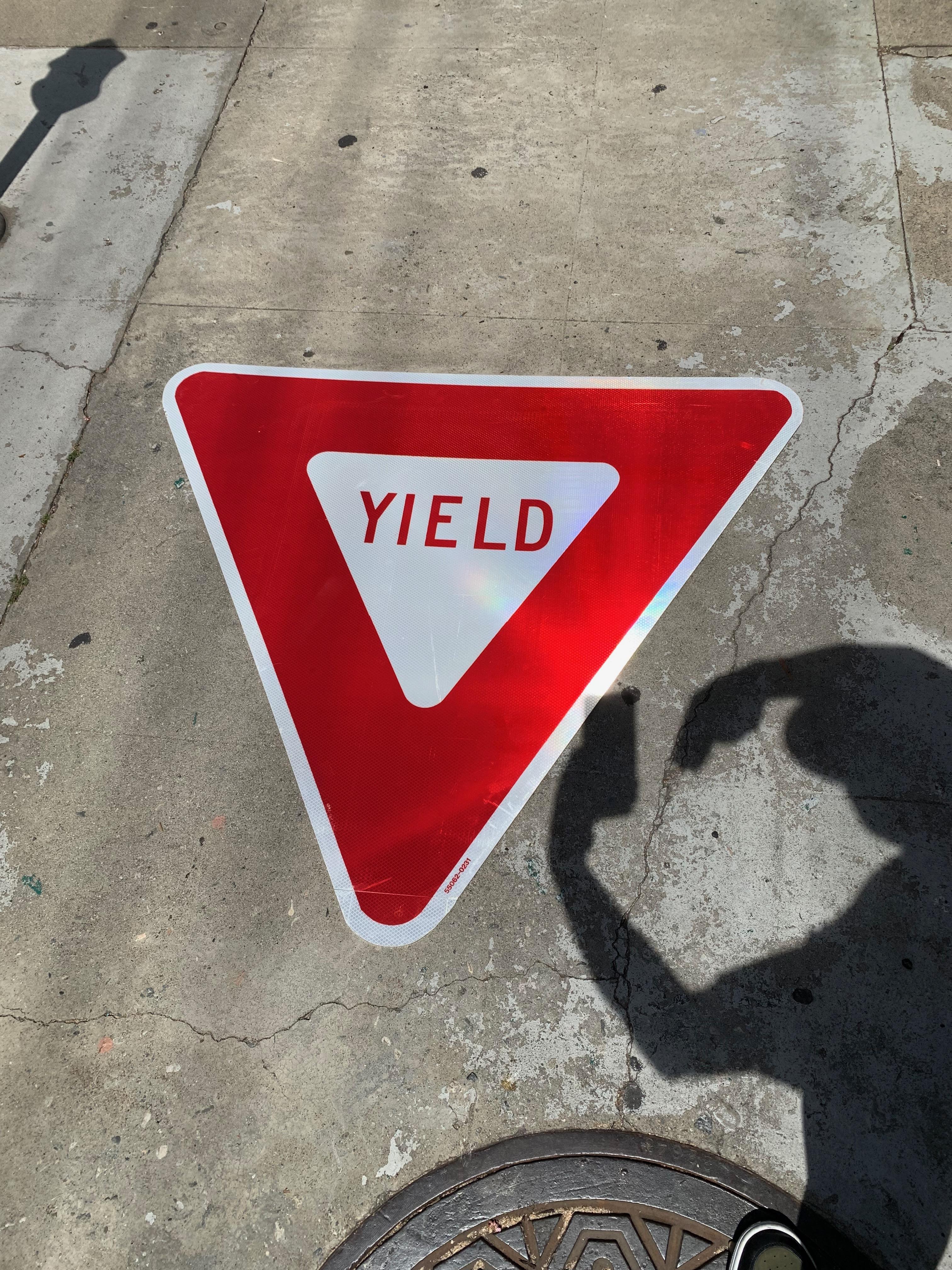 American Massive 'YIELD' Road Sign