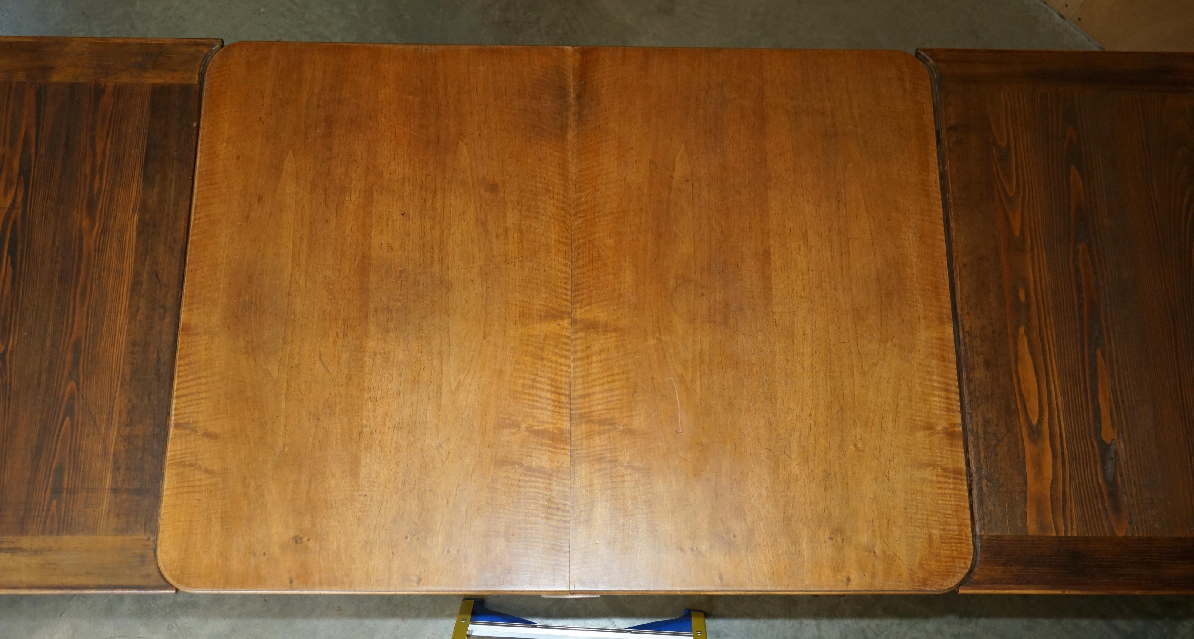 MESA DE COMEDOR MASSIVELY EXTENDiNG ANTIQUE FRENCH WALNUT ART DECO CLAW & BALL en venta 7