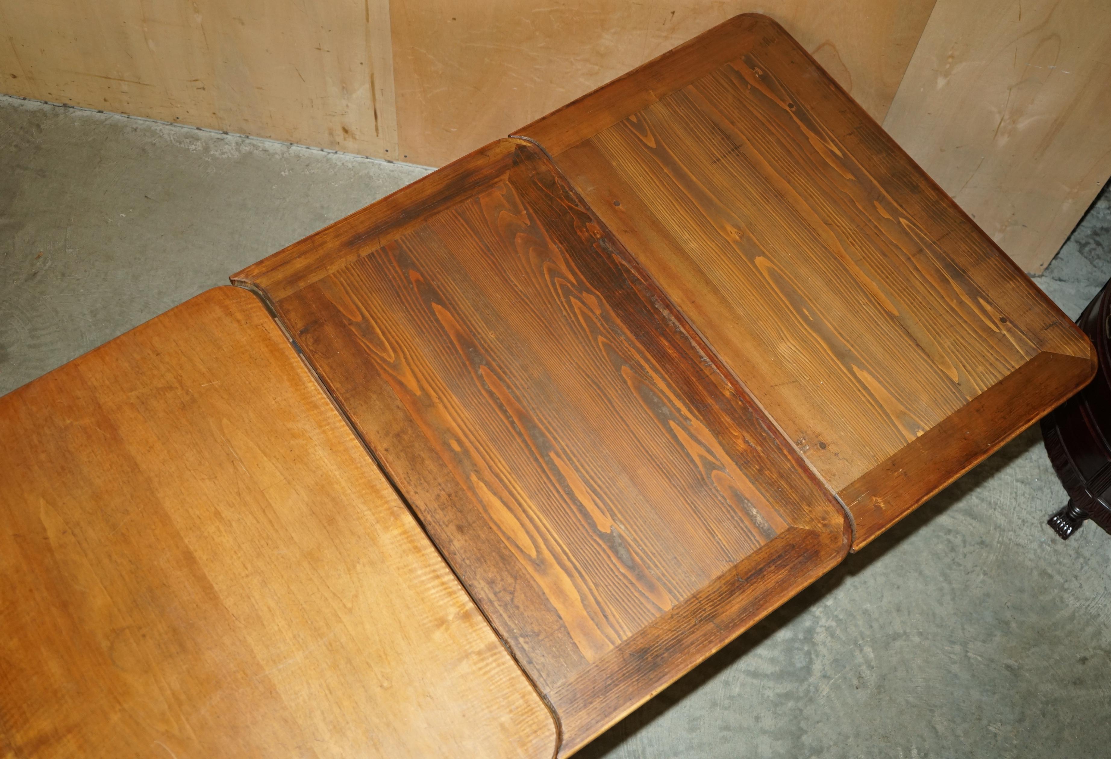MESA DE COMEDOR MASSIVELY EXTENDiNG ANTIQUE FRENCH WALNUT ART DECO CLAW & BALL en venta 8