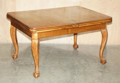MASSIVELY EXTENDiNG ANTIQUE FRENCH WALNUT ART DECO CLAW & BALL DINING TABLE