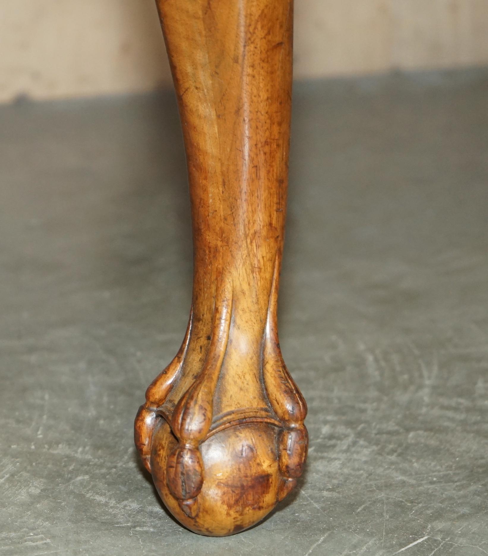 MESA DE COMEDOR MASSIVELY EXTENDiNG ANTIQUE FRENCH WALNUT ART DECO CLAW & BALL Hecho a mano en venta