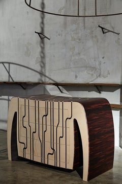 Cassettiera scultorea Master Blaster, design italiano di Ivan Paradisi