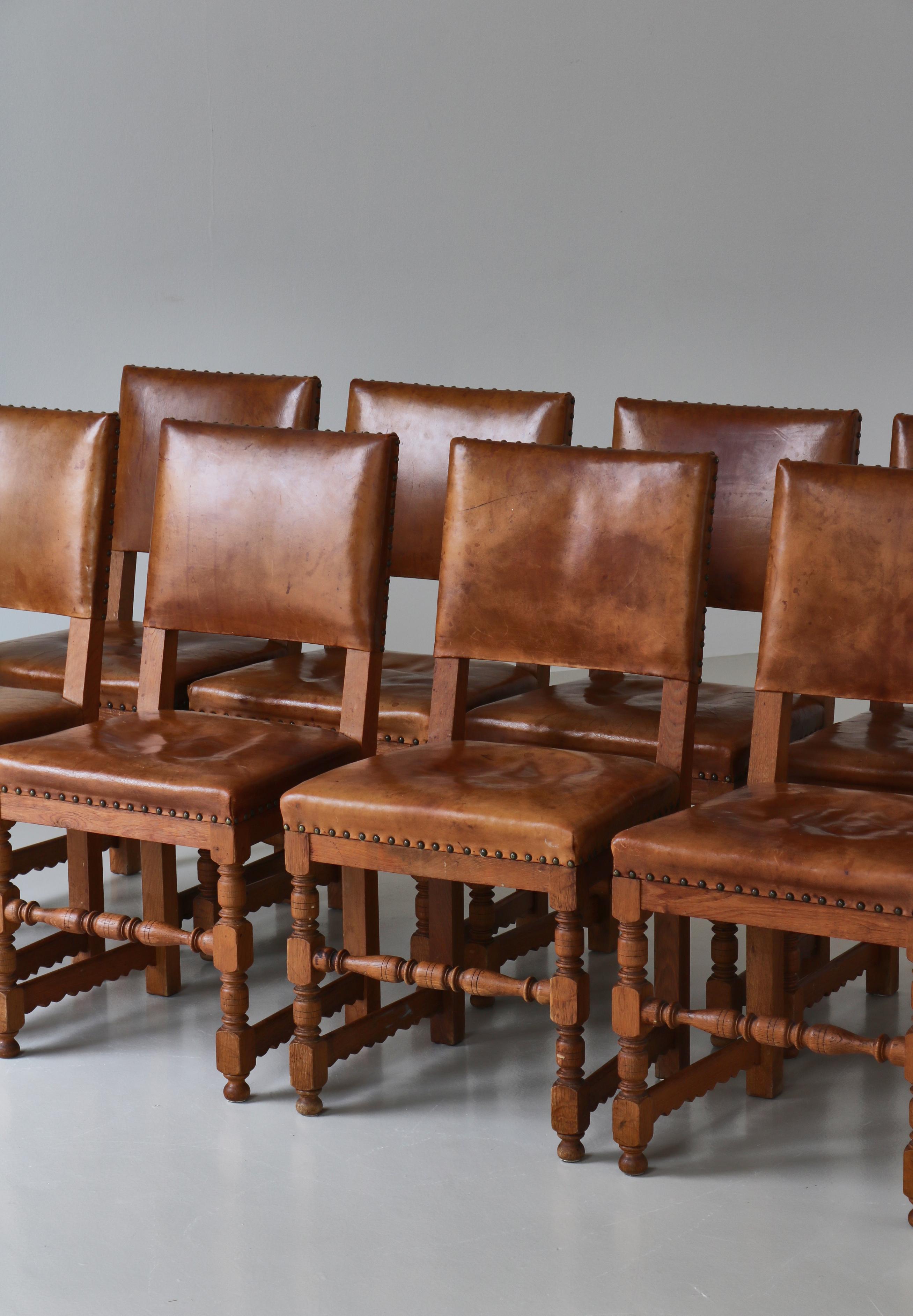 Scandinavian Modern Master Cabinetmaker Lars Møller Dining Chairs in Oak & Leather, Denmark, 1935 For Sale
