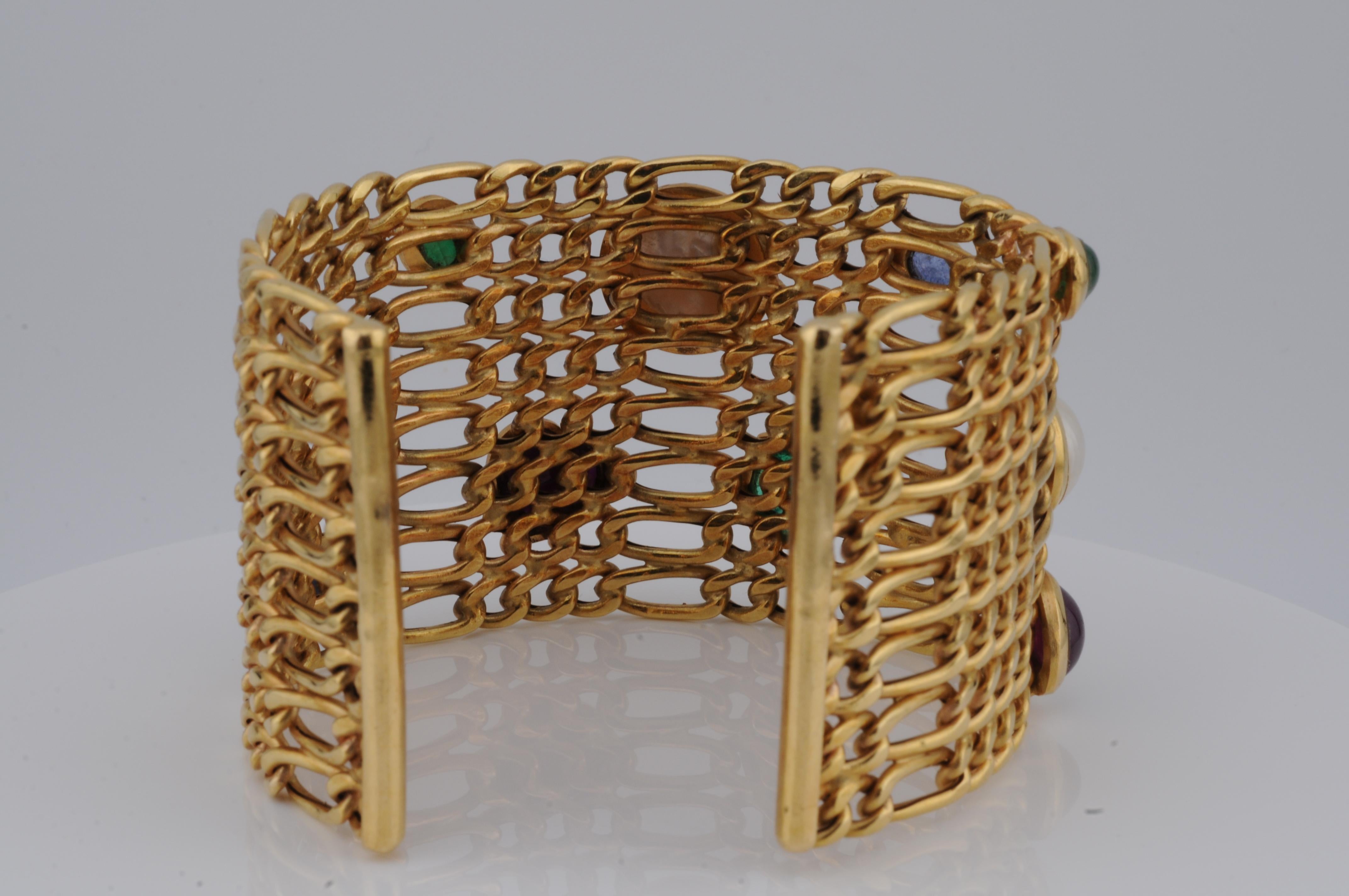 Masterly Goldsmith Work - Bracelet en or jaune 750 avec pierres précieuses et perles, 53g en vente 3