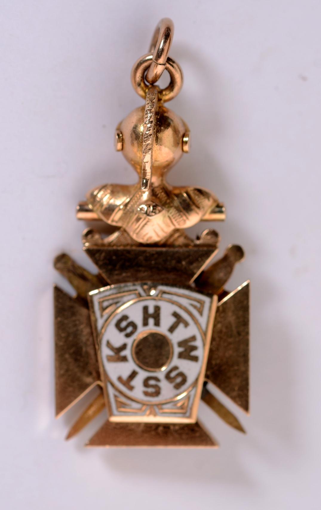 knights templar pendant