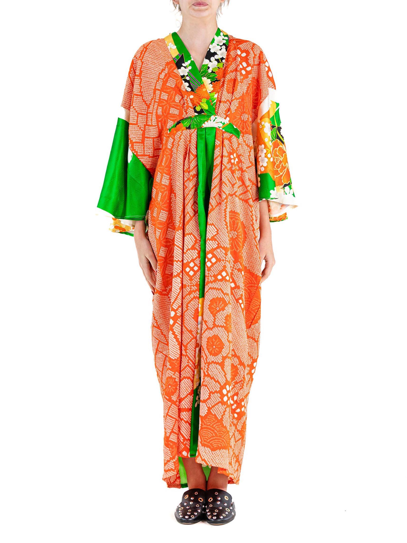 MASTER MORPHEW COLLECTION Green  Orange Japanese Kimono Silk Kaftan In Excellent Condition In New York, NY