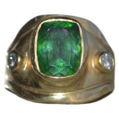 Master Piece Emerald Ring with Two Diamonds