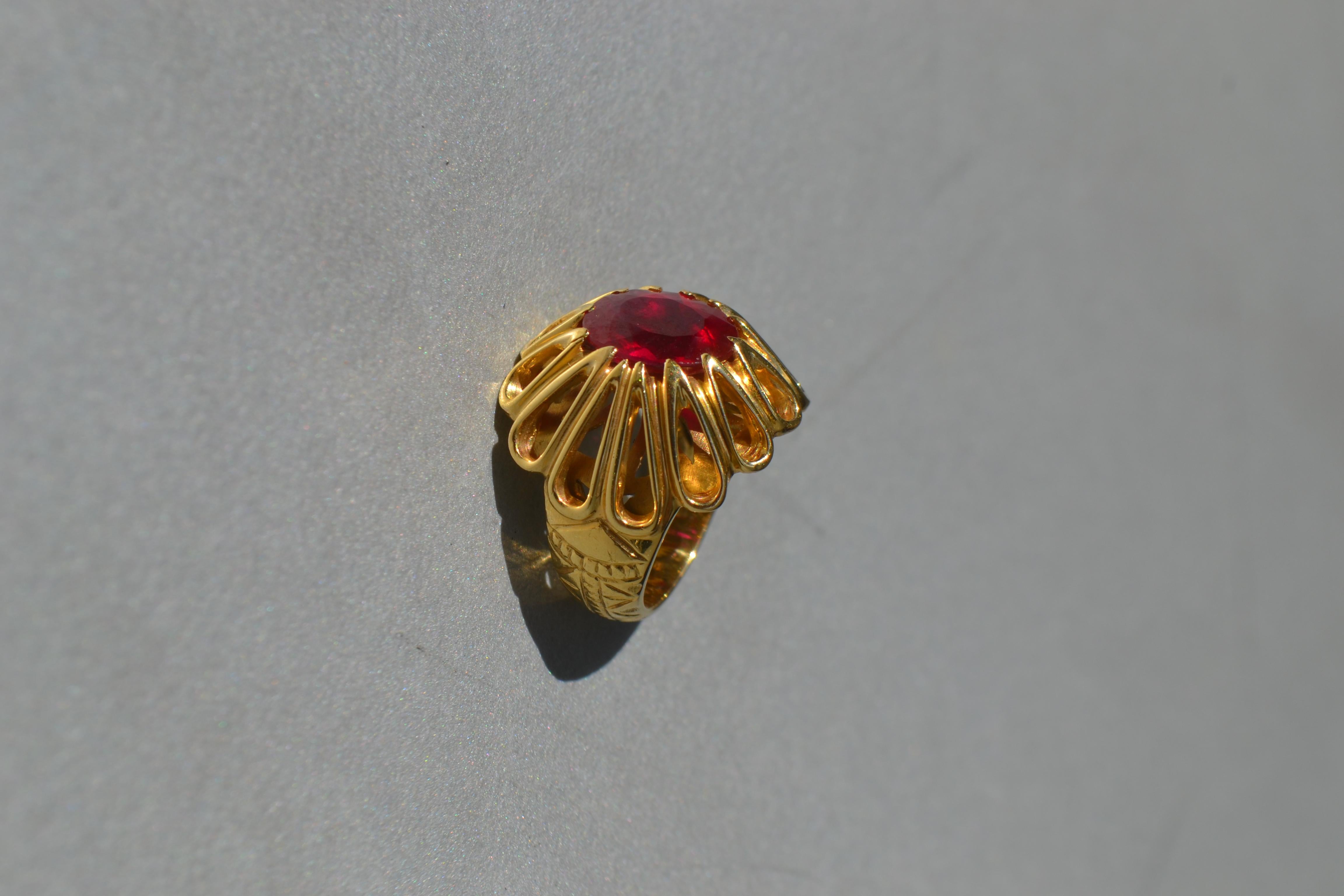 For Sale:  Master Piece Ruby Ring in 18k Solid Gold 6