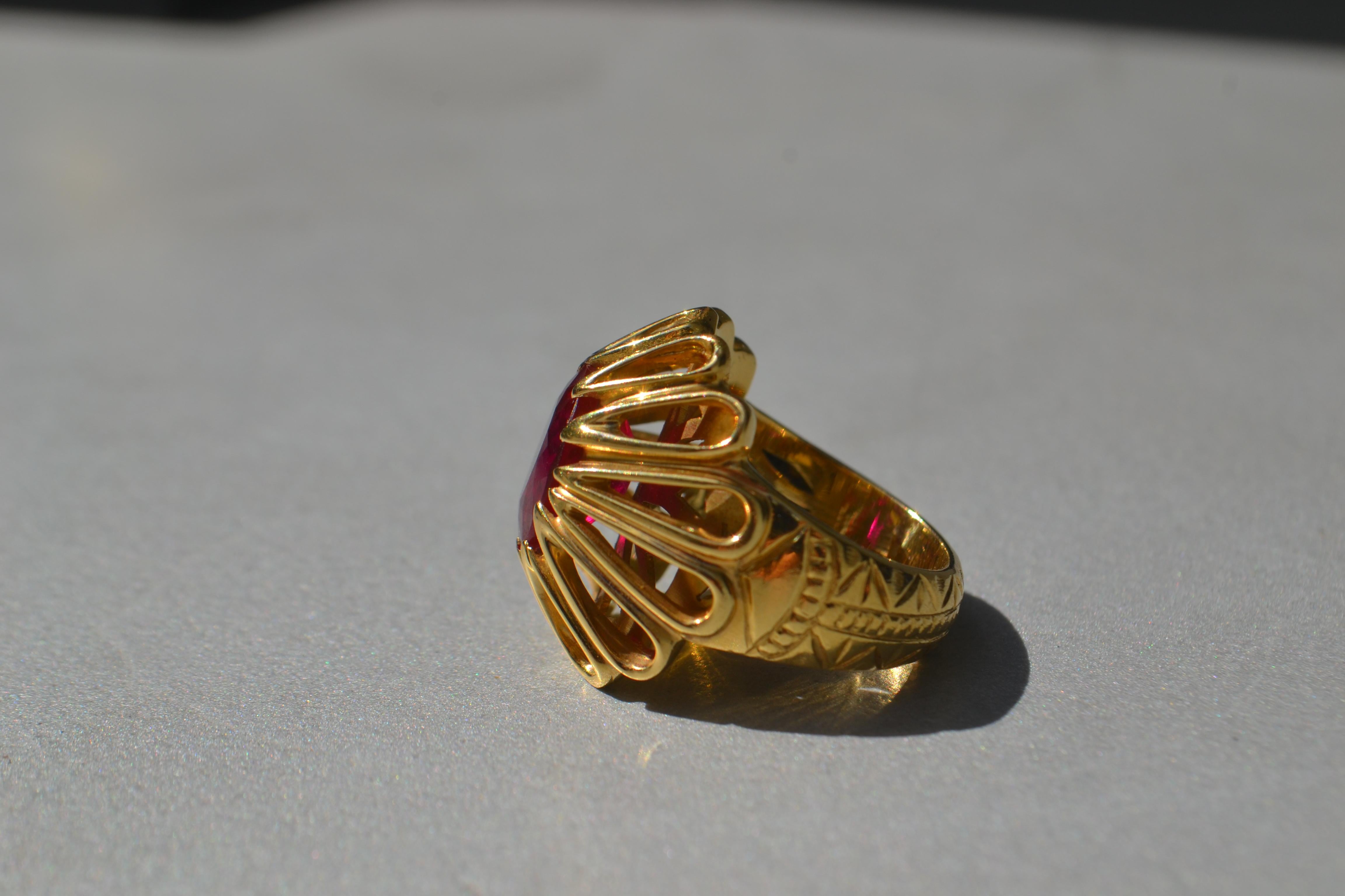 For Sale:  Master Piece Ruby Ring in 18k Solid Gold 7