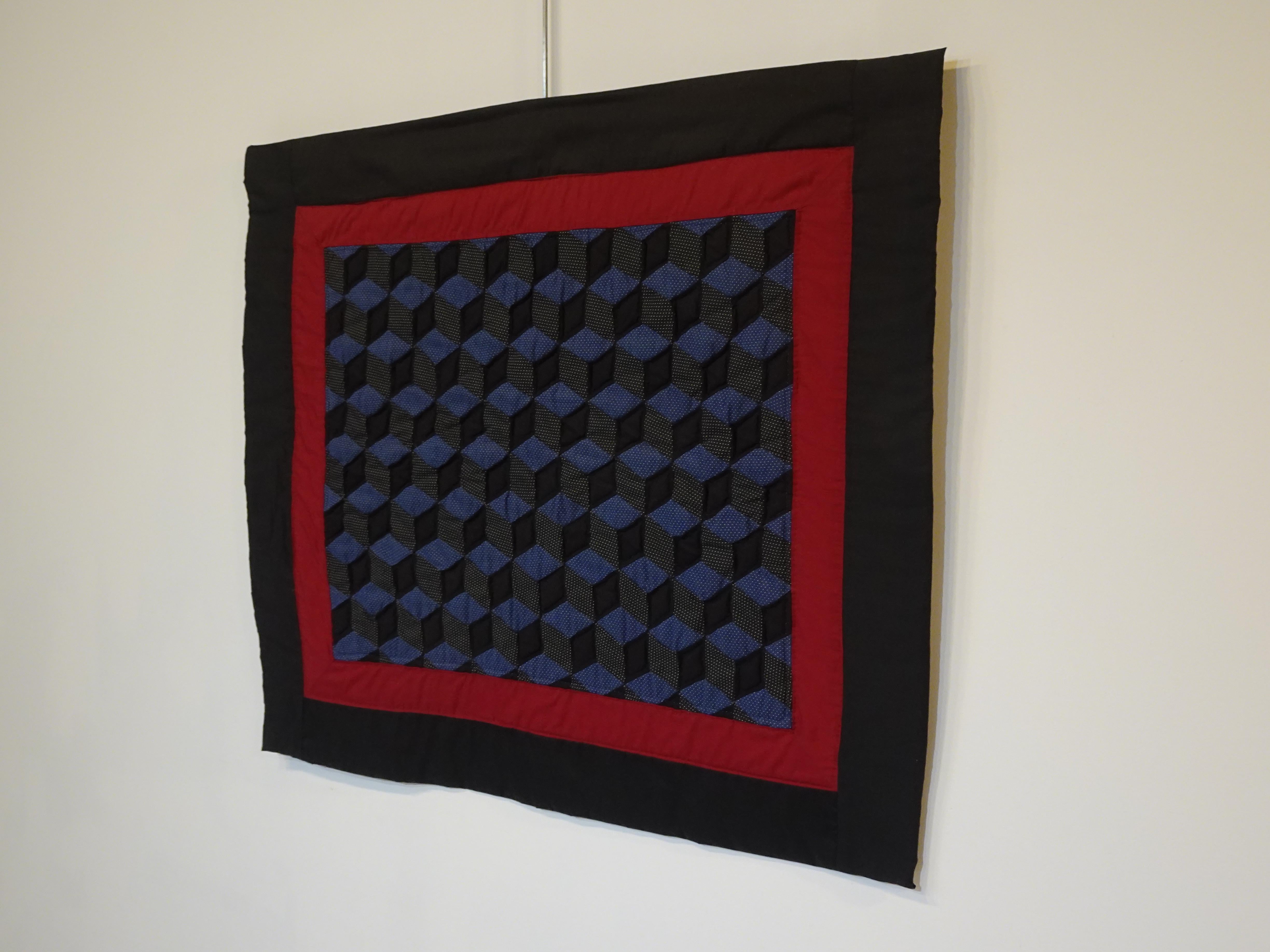 Nina M. Groves Master Quilter Kleine geometrische Wandbehangs Steppdecke, Nina M. Groves (amerikanisch) im Angebot