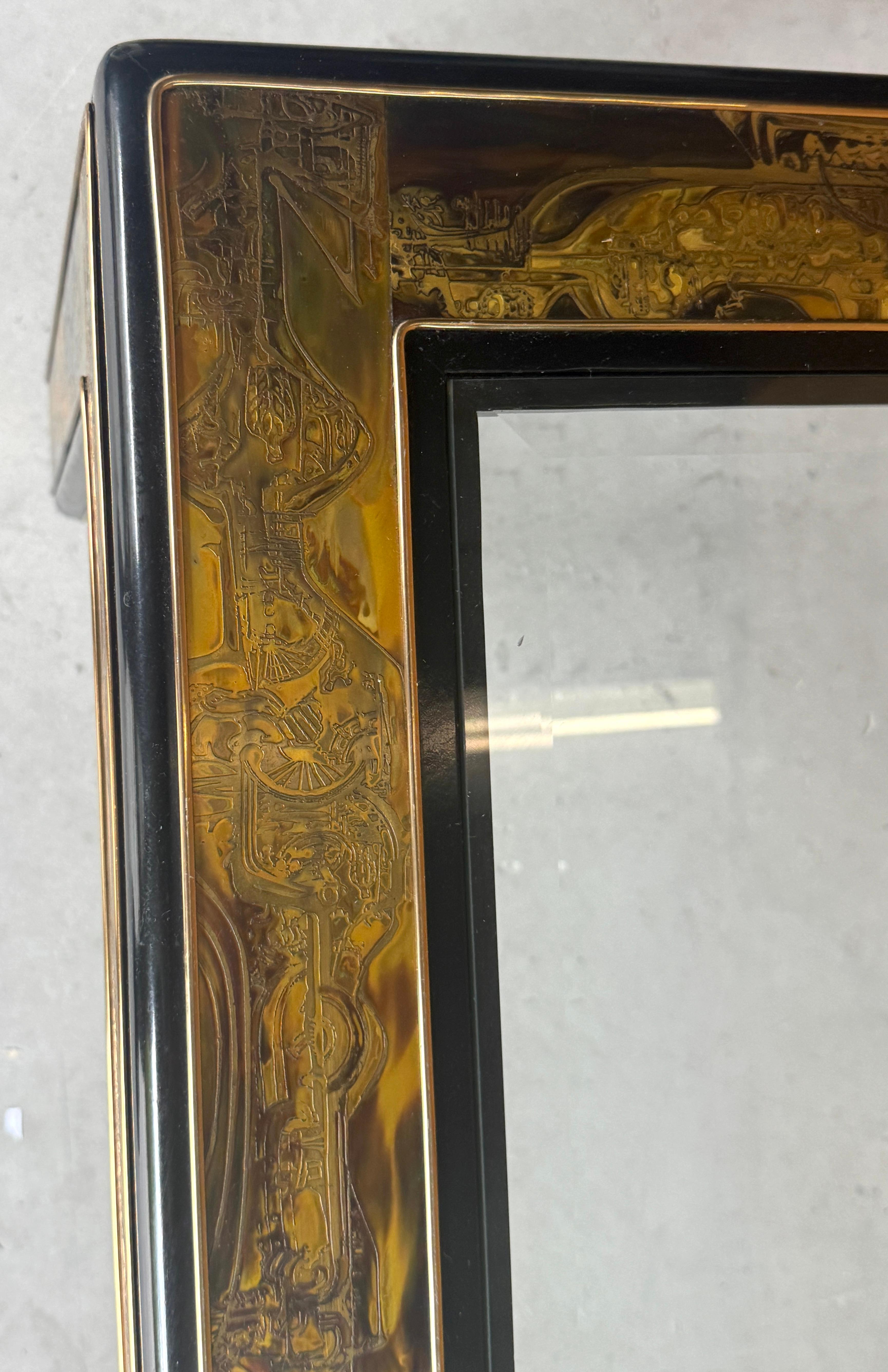Biseauté Table basse/table de cocktail Mastercarft en laiton gravé à l'acide par Bernhard Rohne en vente