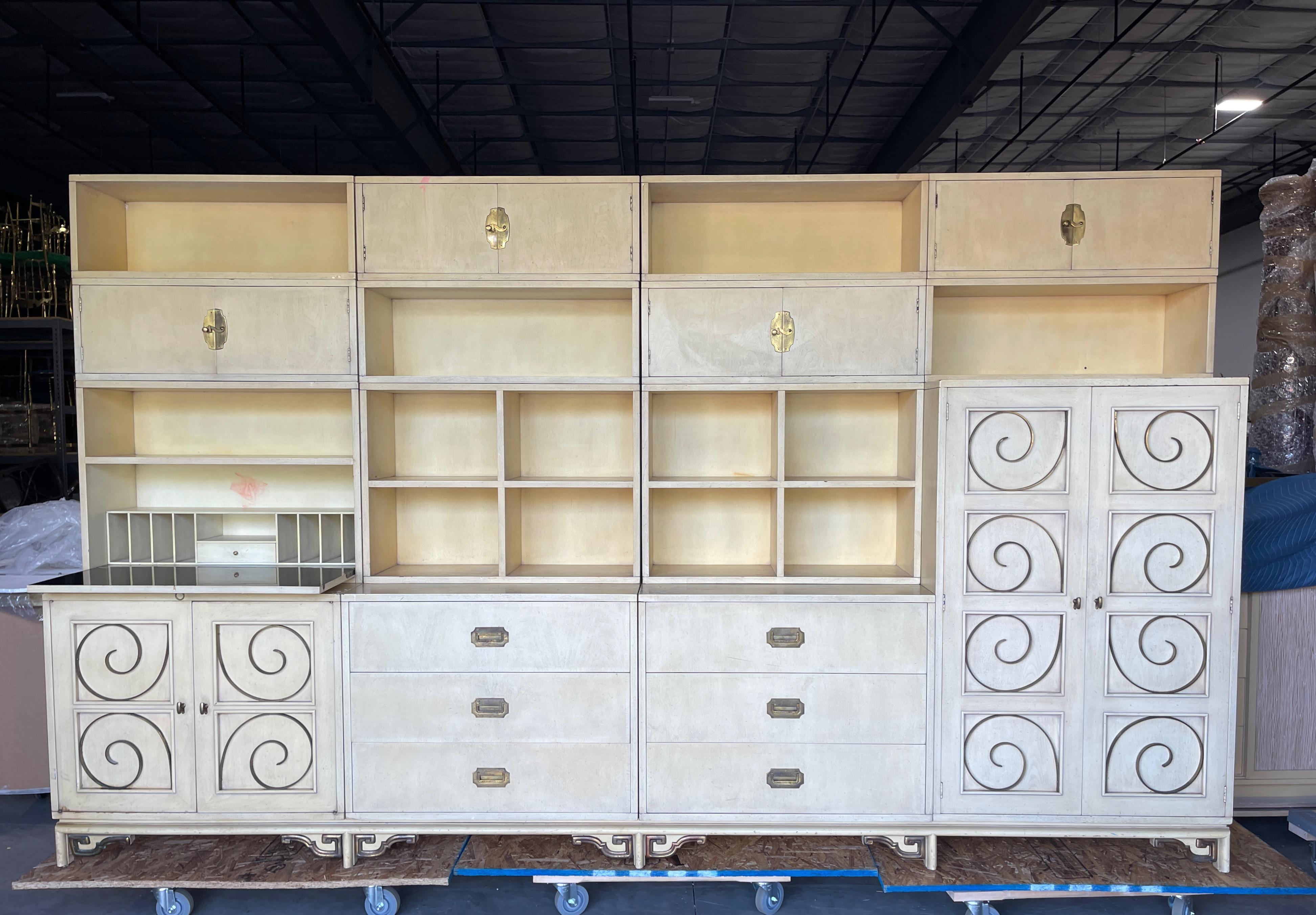 Mastercraft 16 Piece Wall Unit In Good Condition For Sale In Hanover, MA