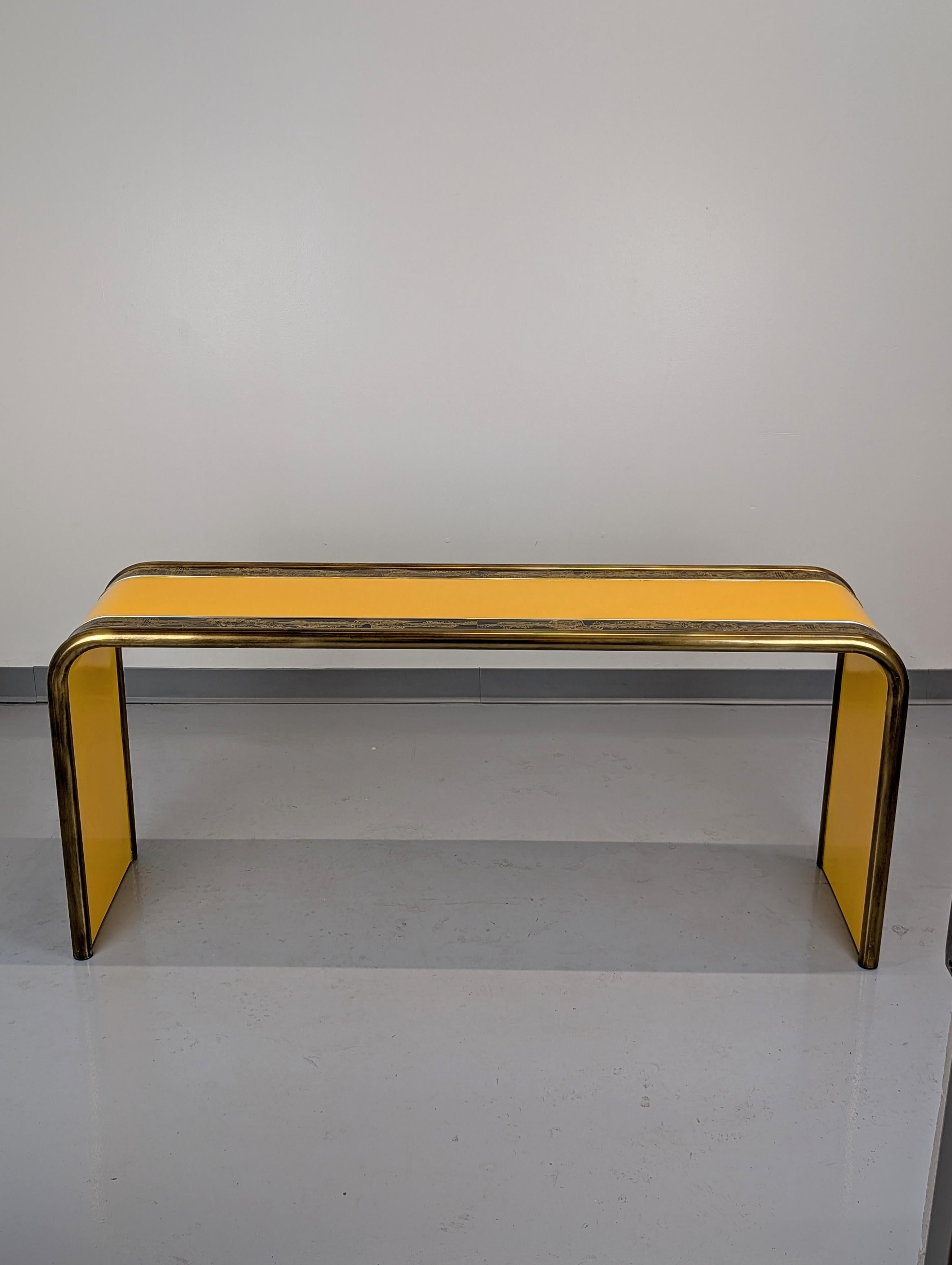 Mastercraft 1609 Sofa table with acid-etched details by Bernhard Rohne In Good Condition For Sale In Lynn, MA