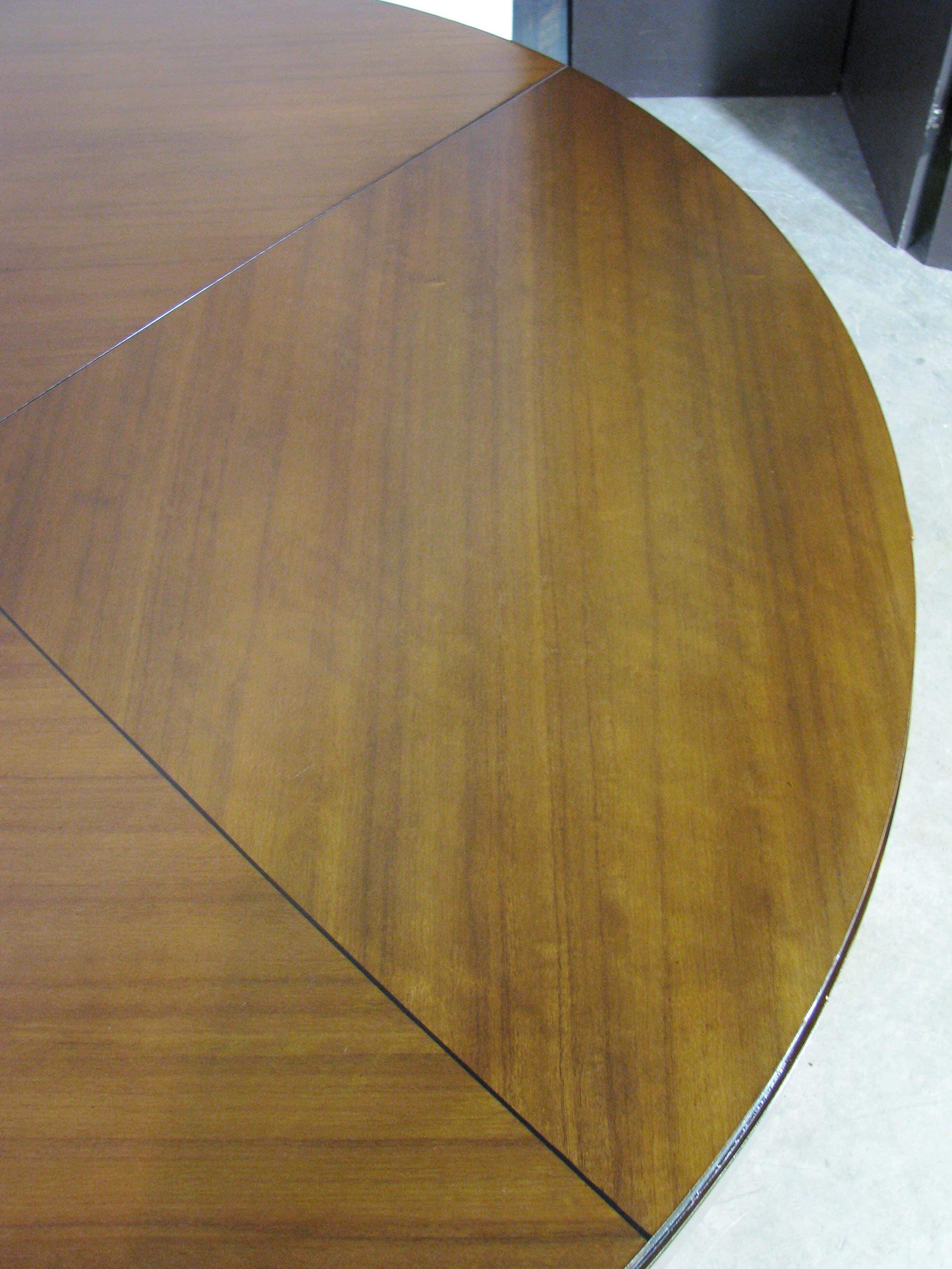 American Mastercraft Art Deco / Postmodern Style Dining Table, Patterned Veneers For Sale