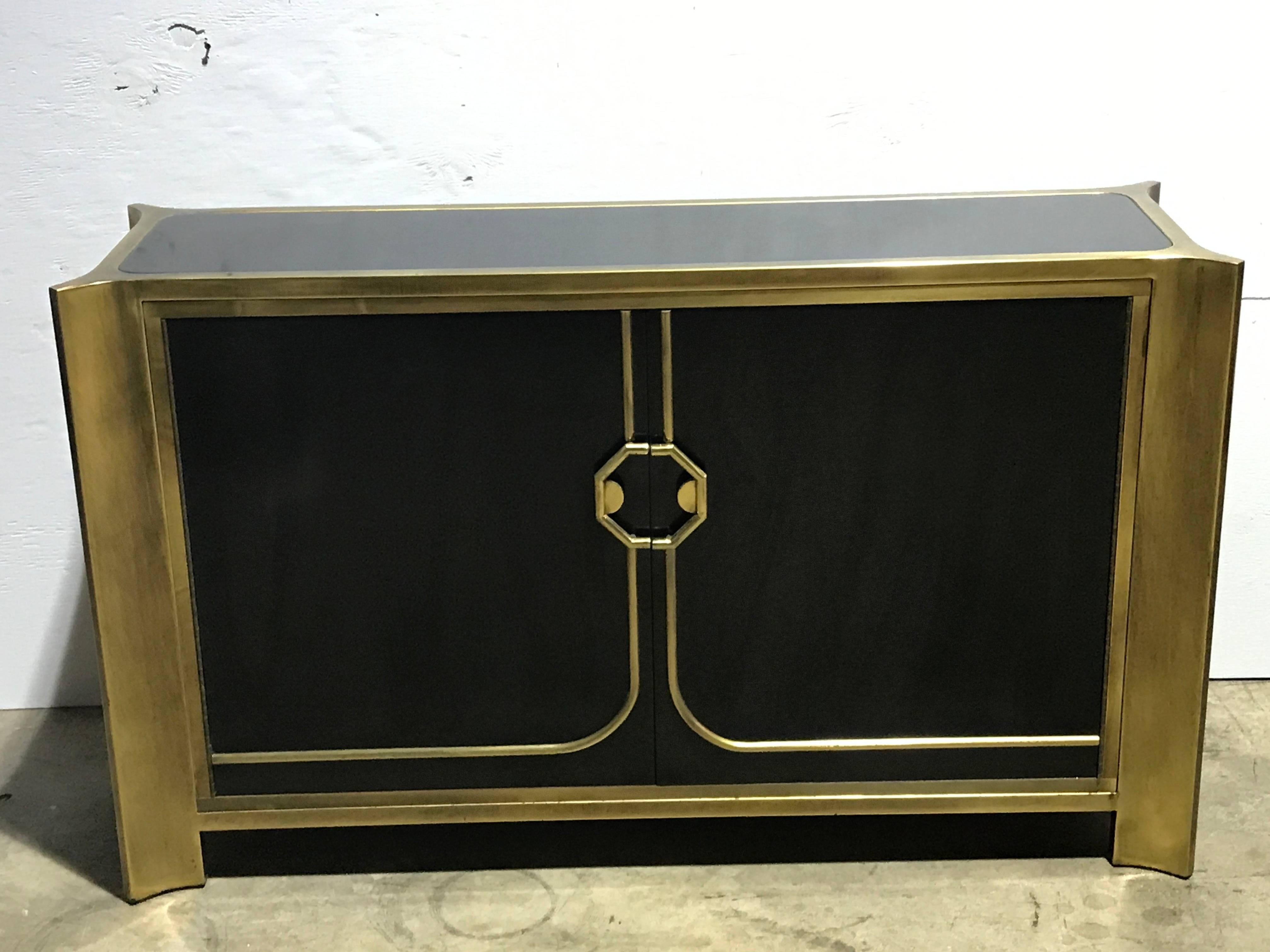 Mid-Century Modern Mastercraft Black Lacquer and Brass Credenza For Sale