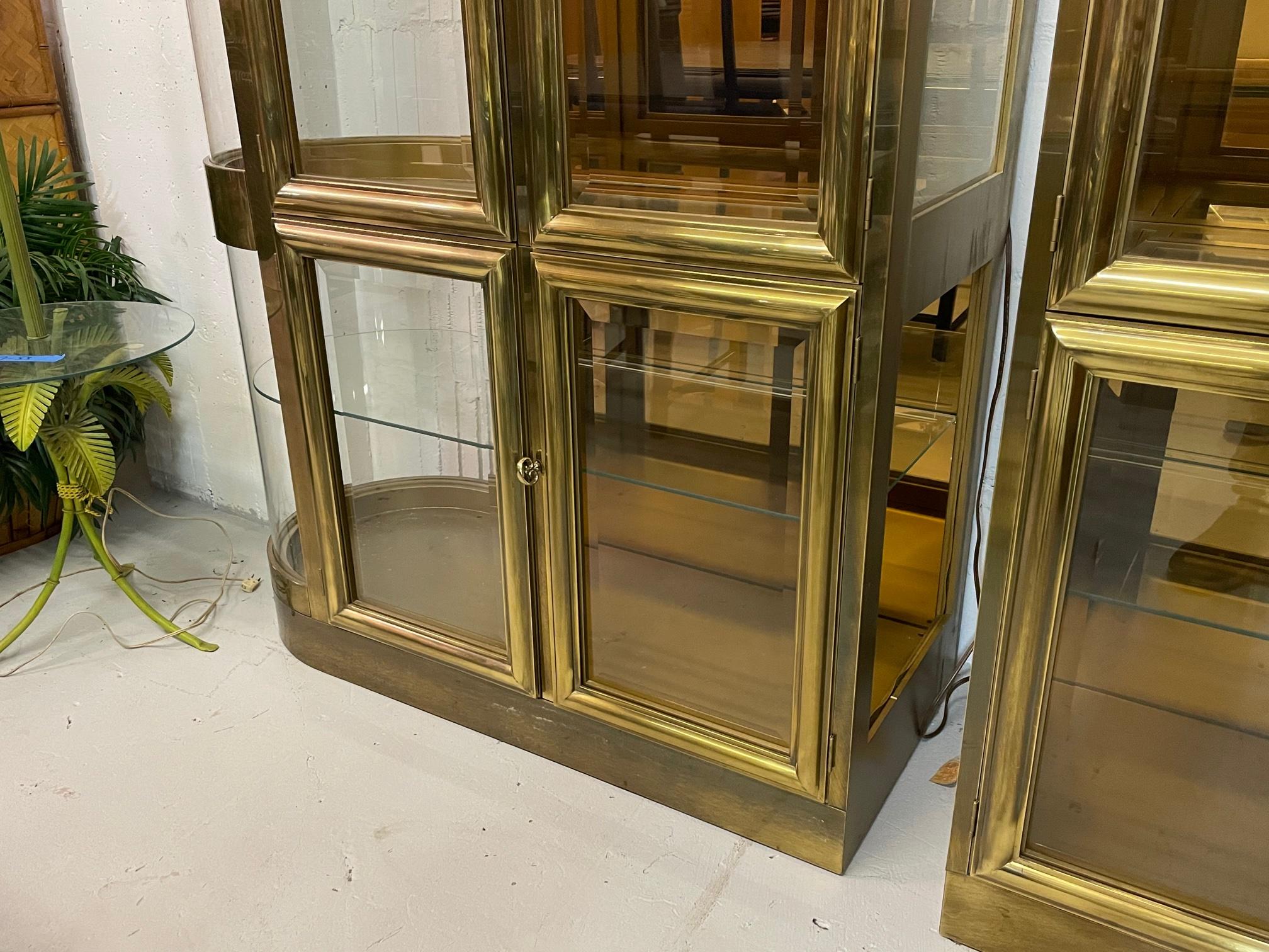Mastercraft Brass and Glass Display or Vitrine Cabinets, a Pair 3