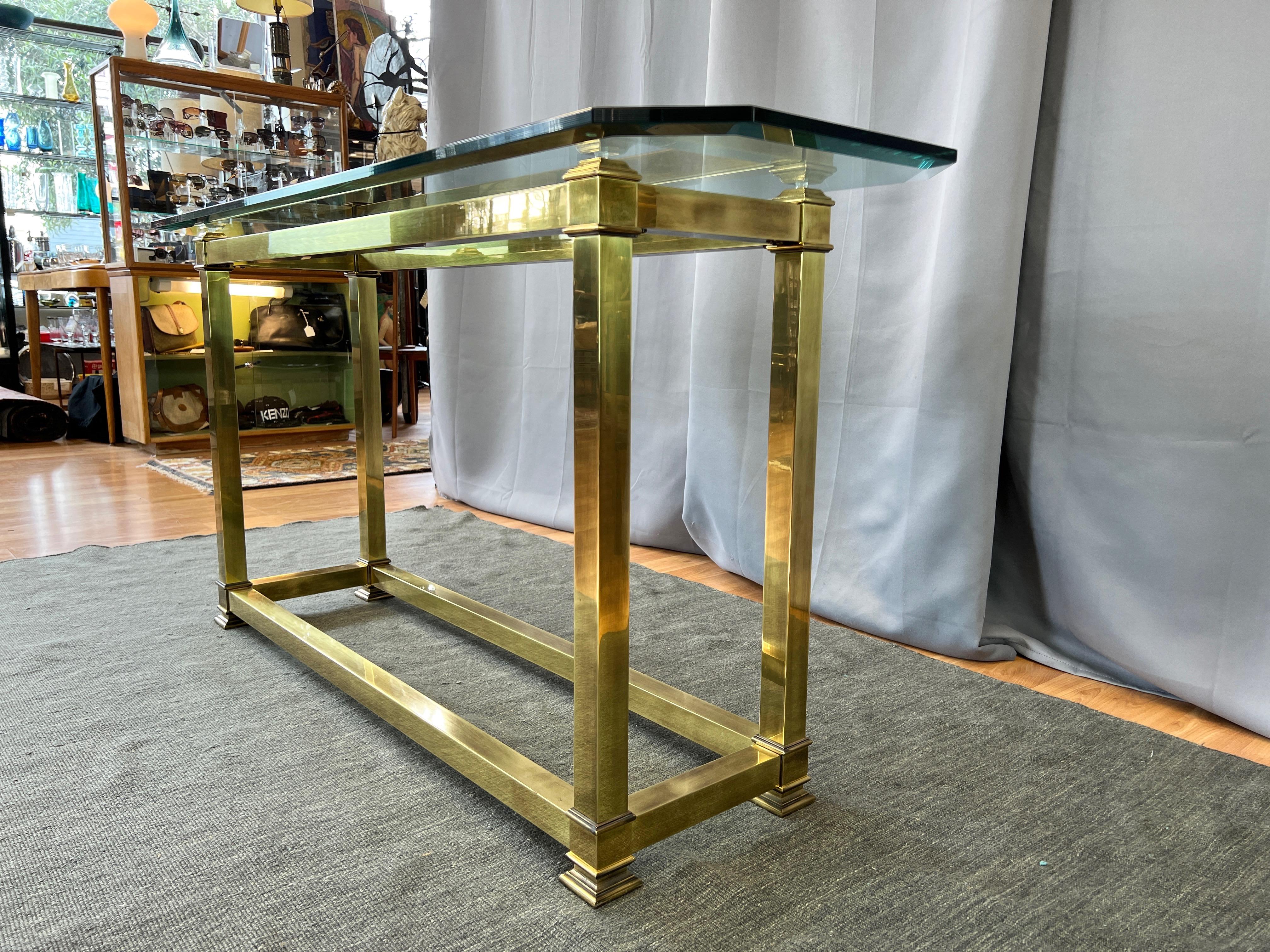 Mastercraft Brass Console Table with Beveled Glass Top, 1970s In Good Condition In San Francisco, CA