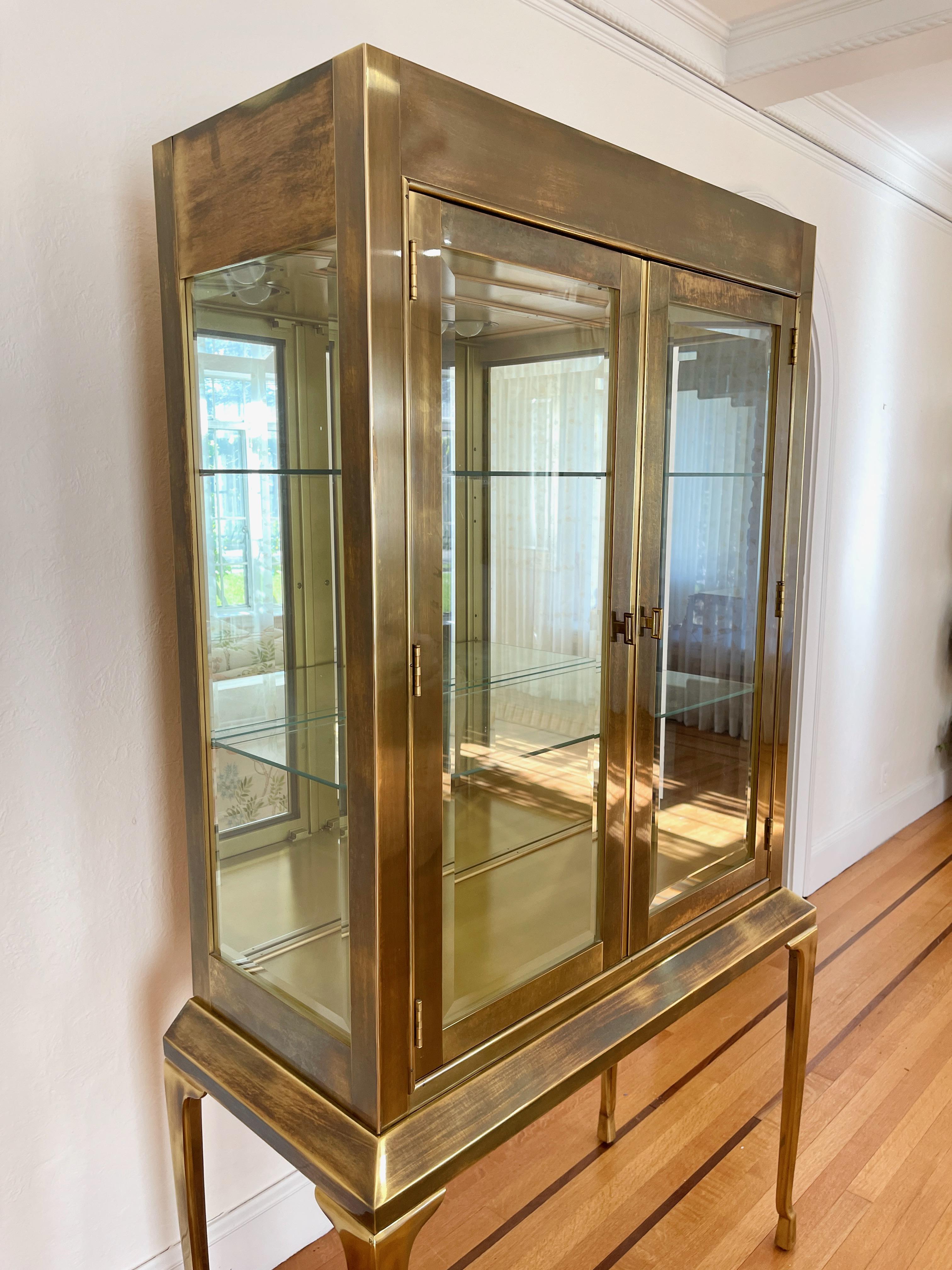Mastercraft Brass Display Cabinet Vitrine on Four Tall Brass Legs 3