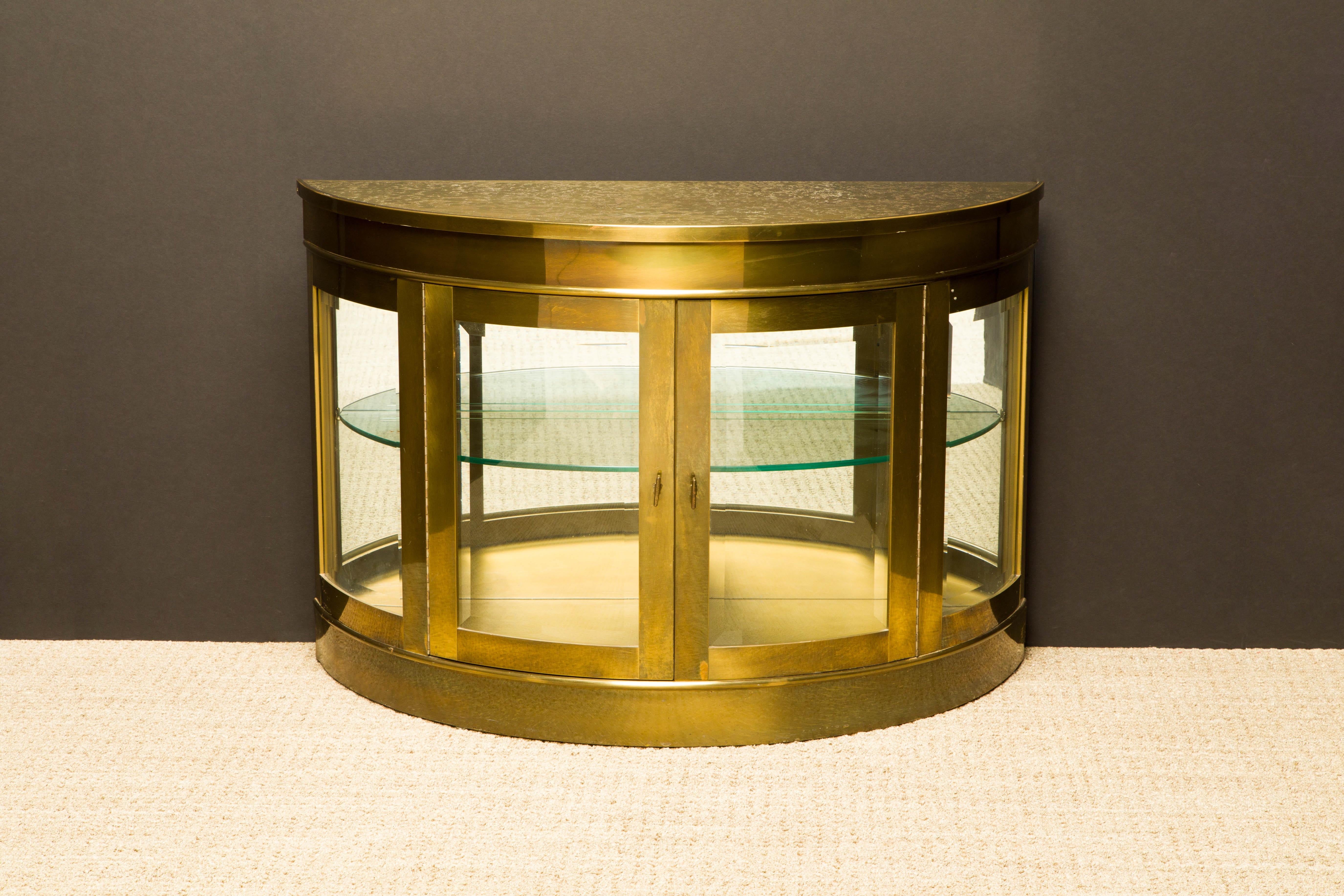 Mastercraft Brass Illuminated Demilune Vitrine Cabinet, 1970s, Signed 7