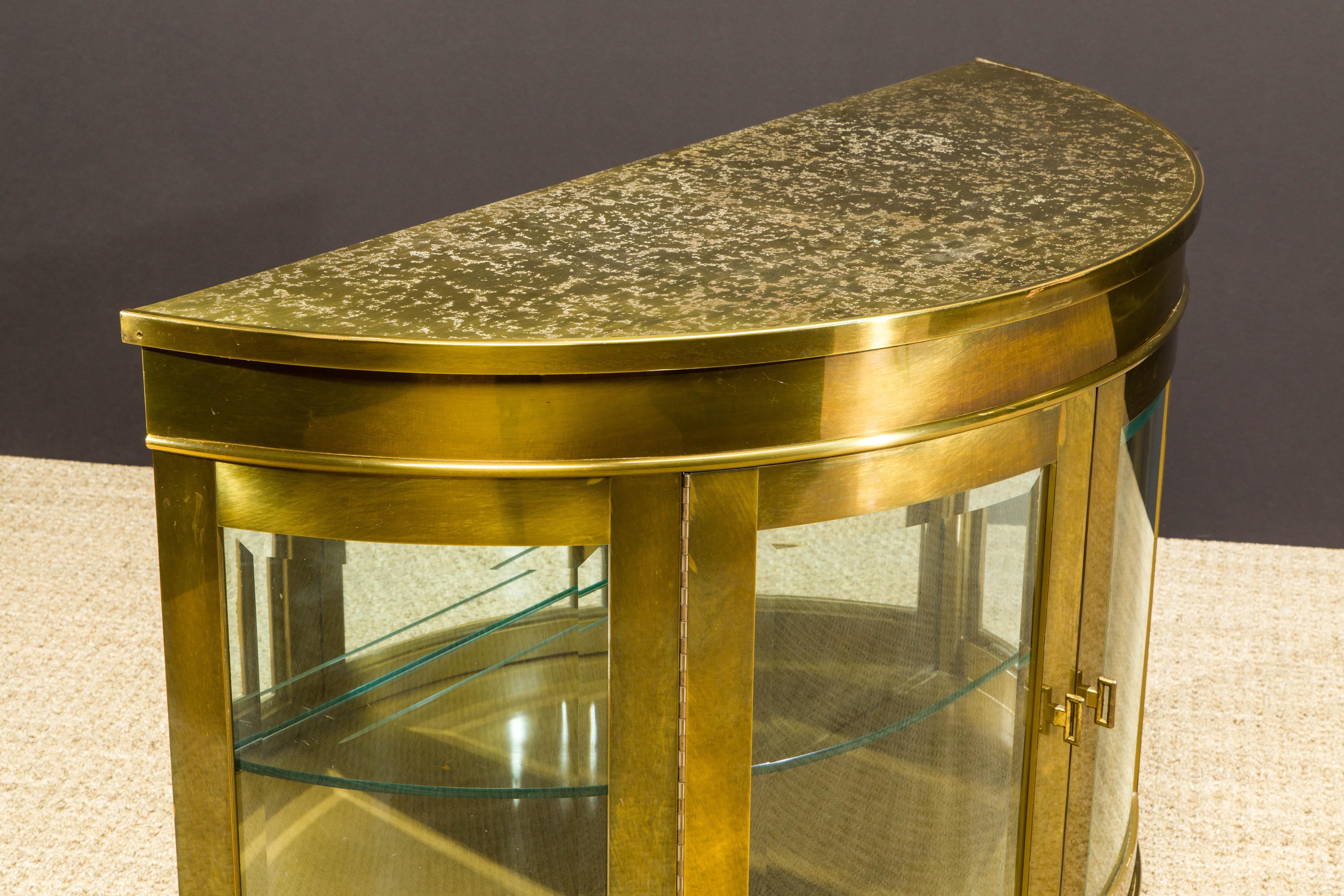Mastercraft Brass Illuminated Demilune Vitrine Cabinet, 1970s, Signed For Sale 8
