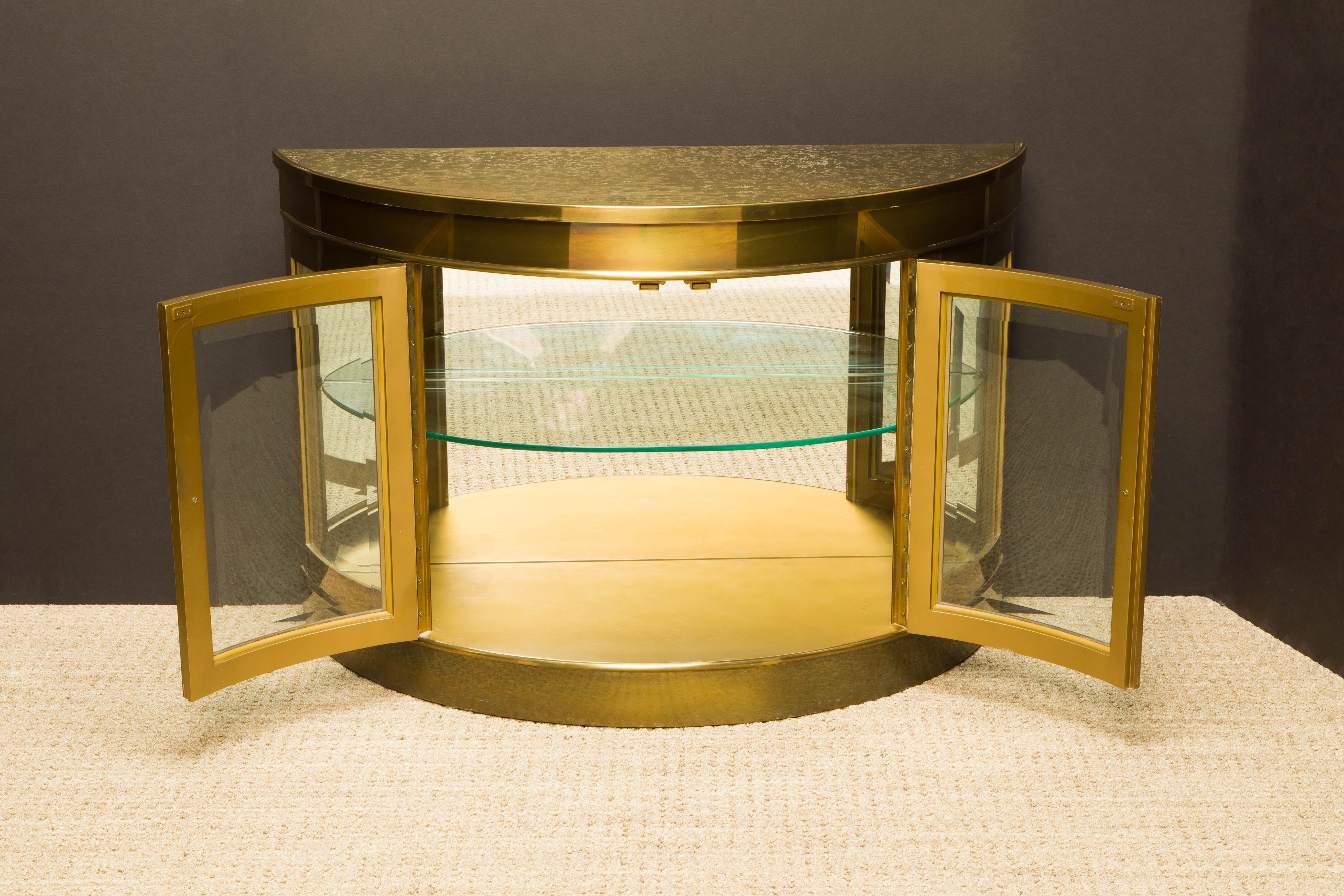 Mastercraft Brass Illuminated Demilune Vitrine Cabinet, 1970s, Signed In Good Condition For Sale In Los Angeles, CA