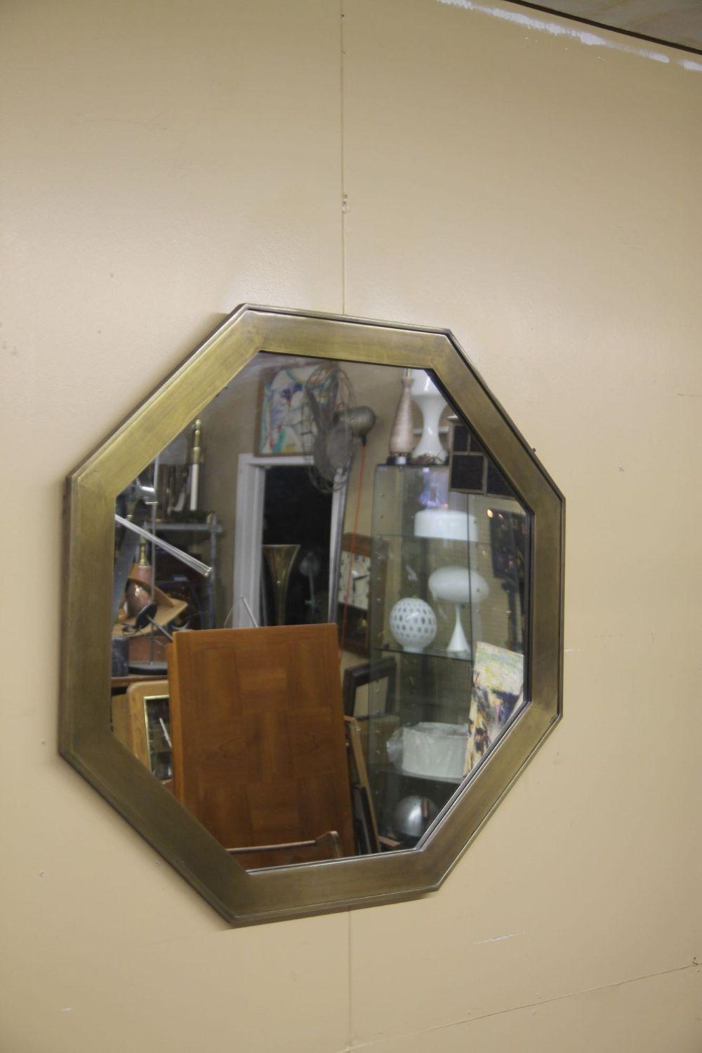 Mastercraft Brass Octagonal Mirror In Good Condition In Asbury Park, NJ
