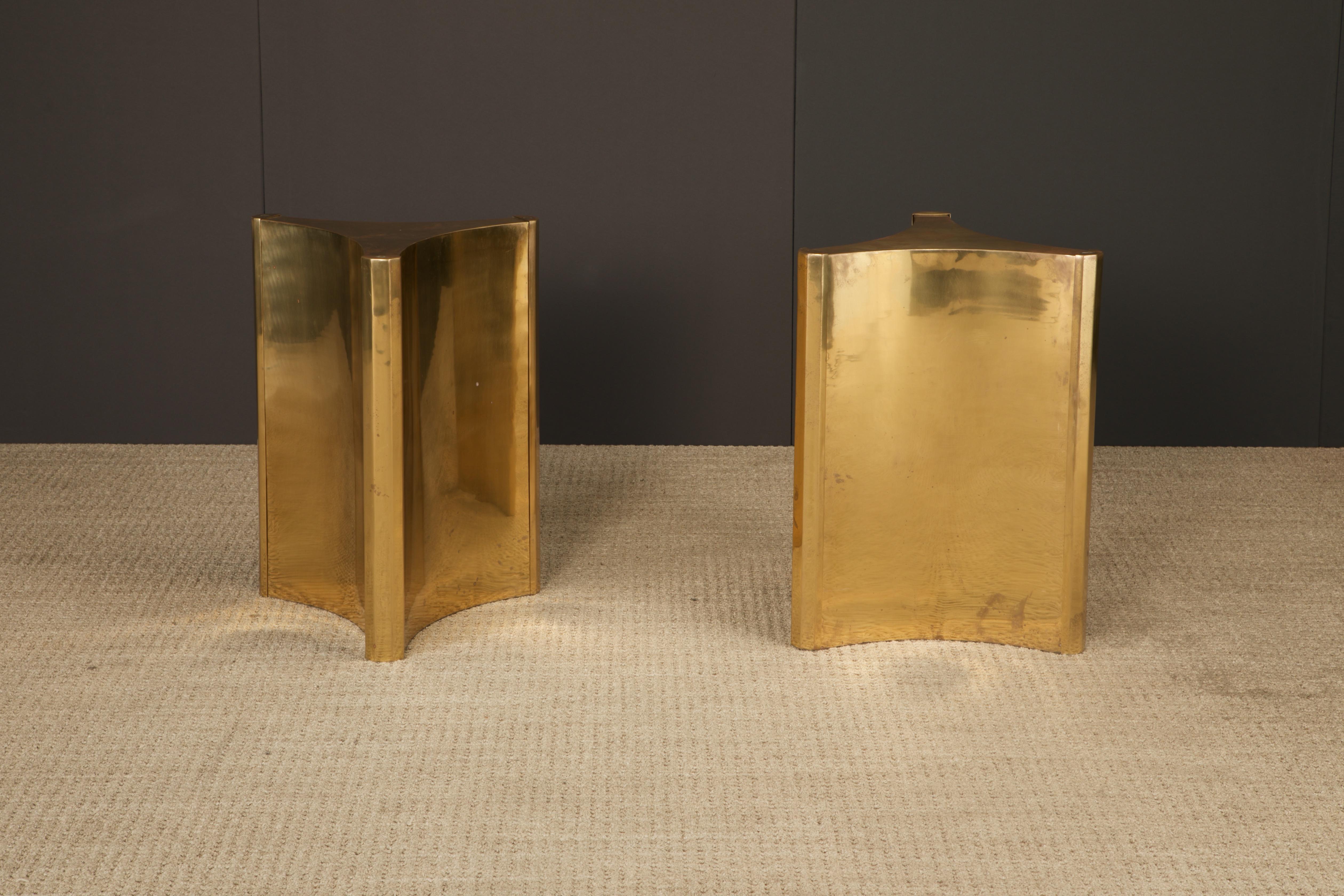 Mid-Century Modern Mastercraft Brass 'Trilobi' Triangular Dining Table or Desk Bases, circa 1970 For Sale