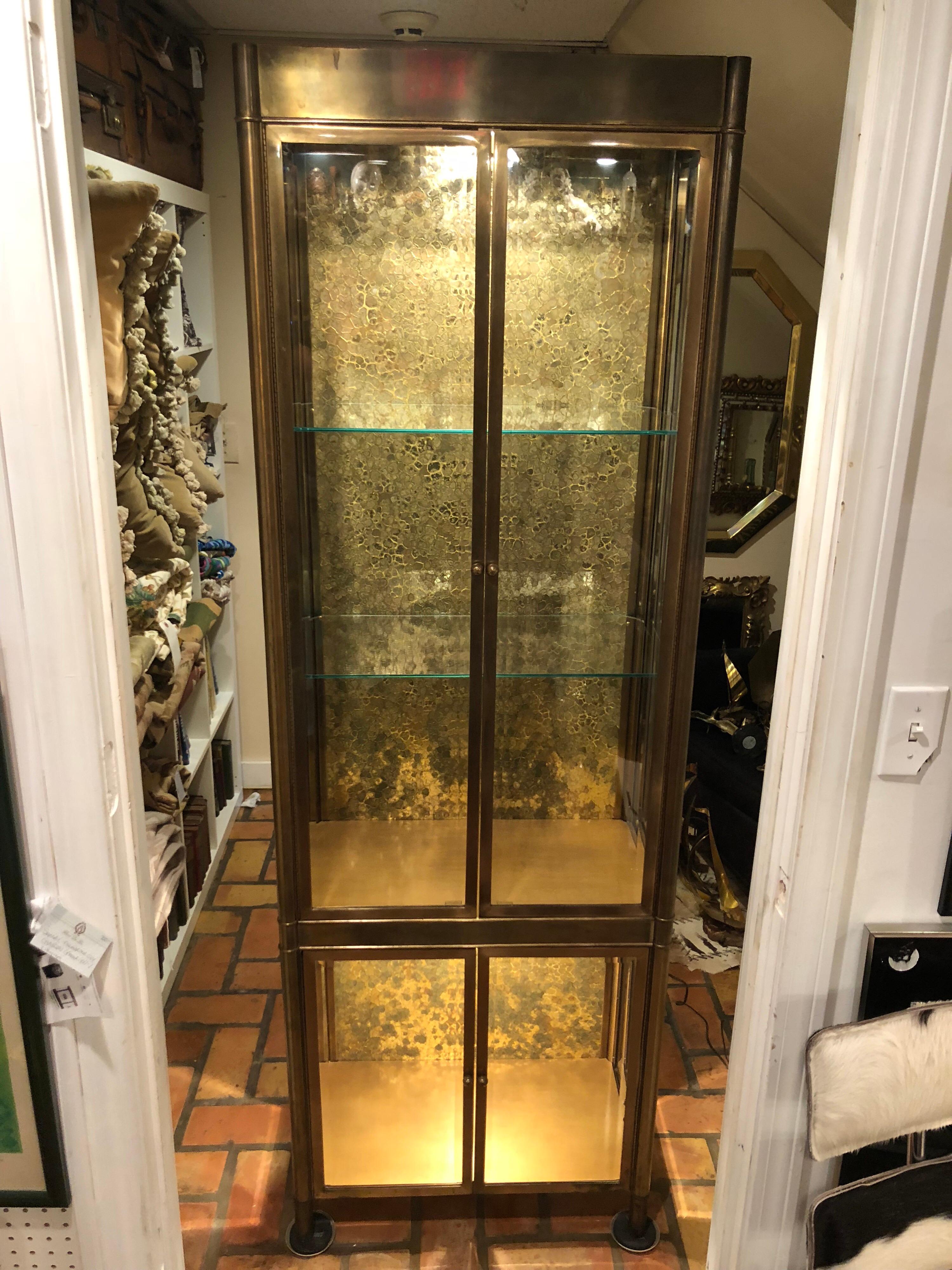 Mastercraft Brass Vitrine or Etagere 5