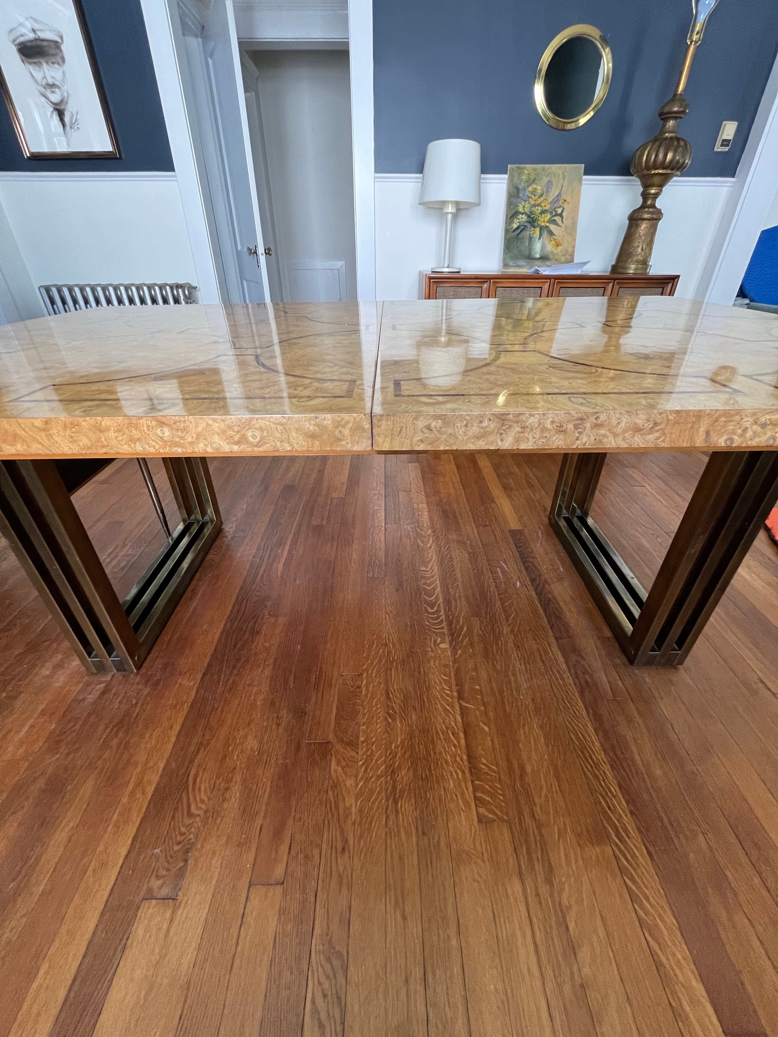 Mid-Century Modern Mastercraft Burl Dining Table For Sale