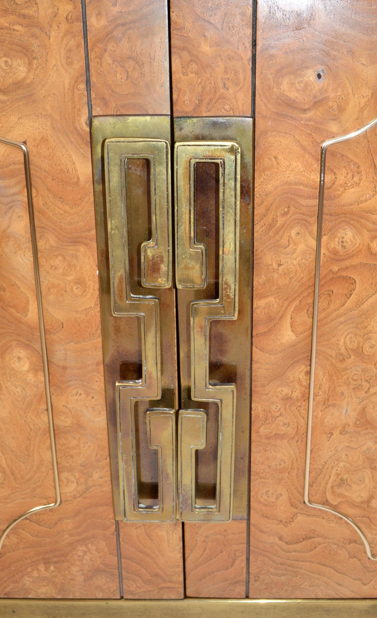Mastercraft Burl Wood Brass Greek Key Detail Credenza Sideboard William Doezema For Sale 3