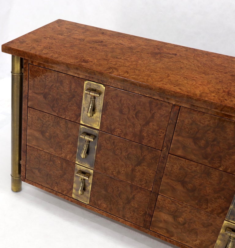 Mastercraft Burl Wood and Brass Hardware Long 9 Drawers Credenza Dresser For Sale at 1stDibs