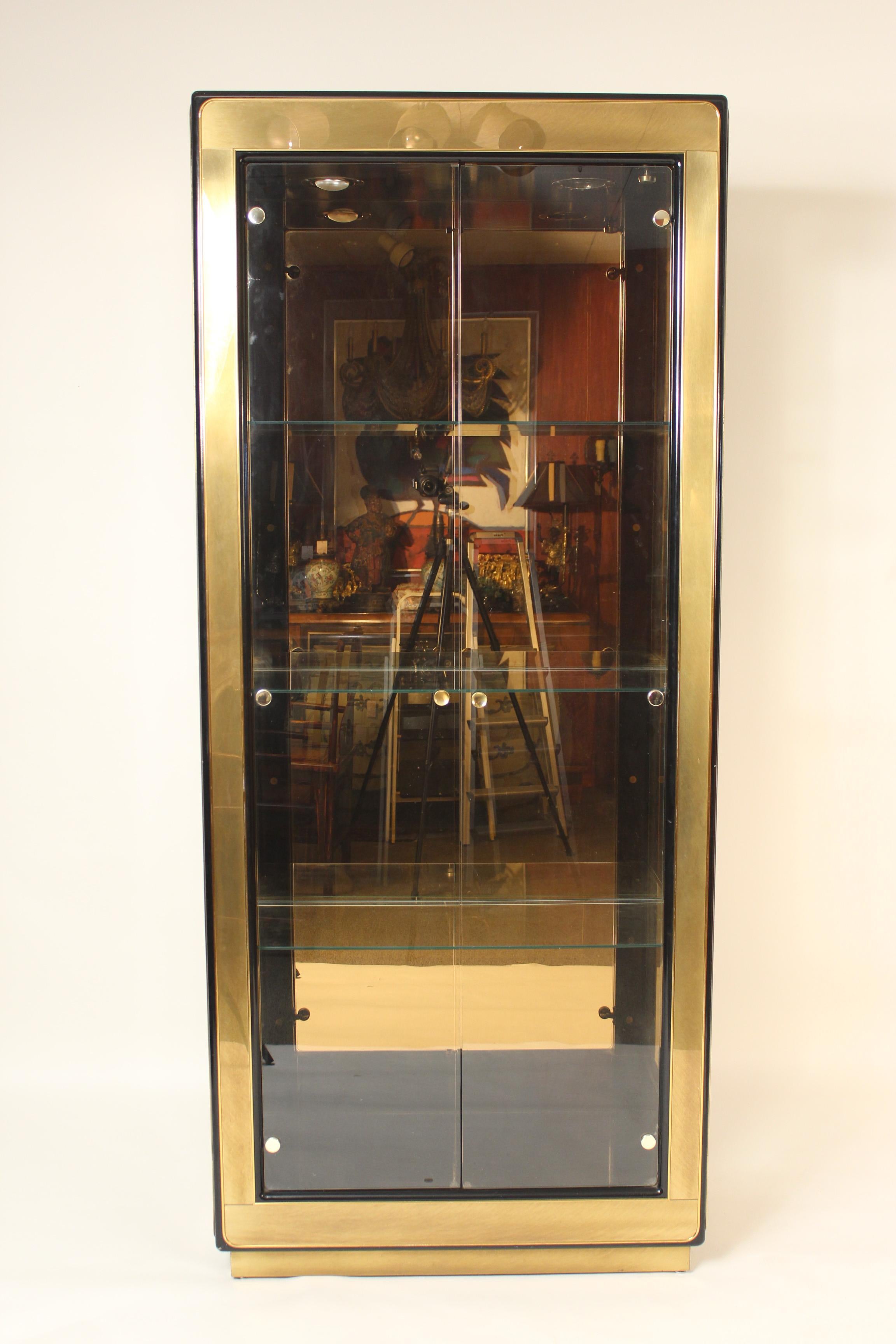 Mid-Century Modern Mastercraft Display Cabinet