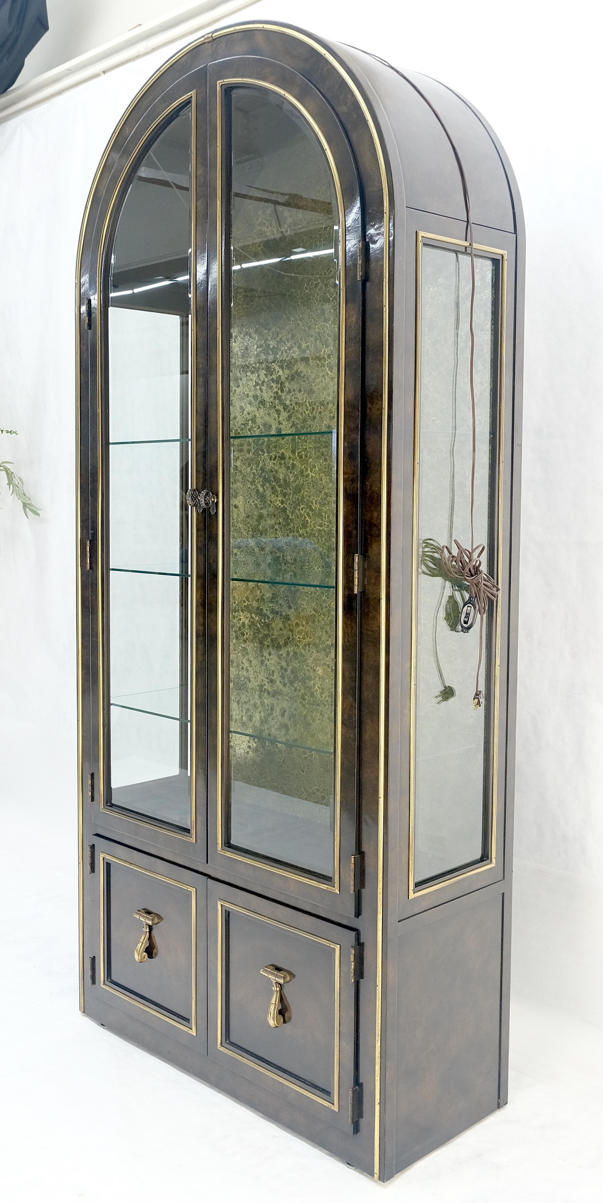 Mastercraft Cúpula Dos Puertas Estante de Vidrio Expositor Vitrina Vitrina en venta 6